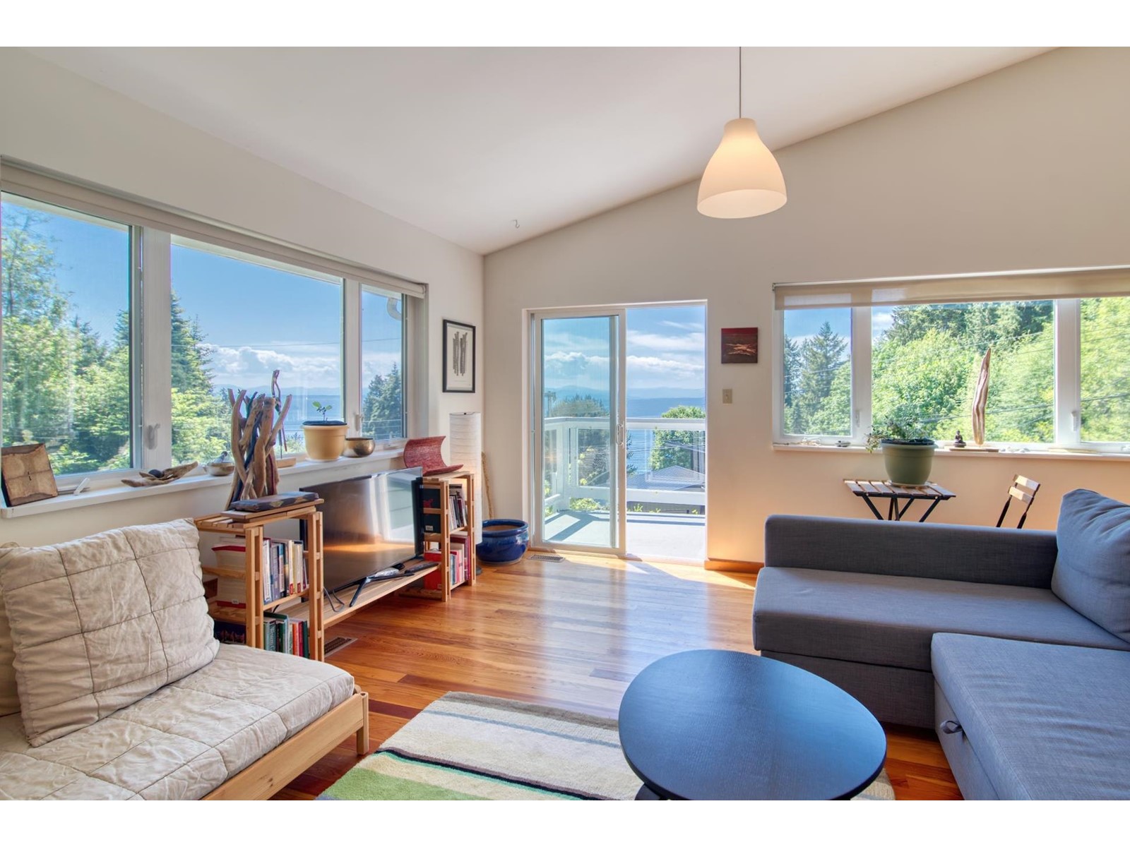 1664 Gower Point Road, Gibsons, British Columbia  V0N 1V5 - Photo 10 - R2784545