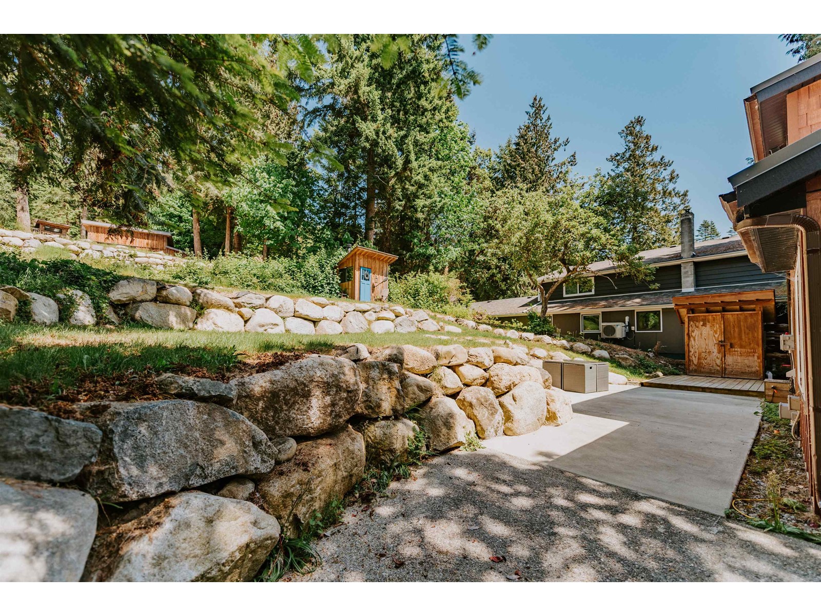 6708 Sunshine Coast Highway, Sechelt, British Columbia  V7Z 0N1 - Photo 5 - R2784557