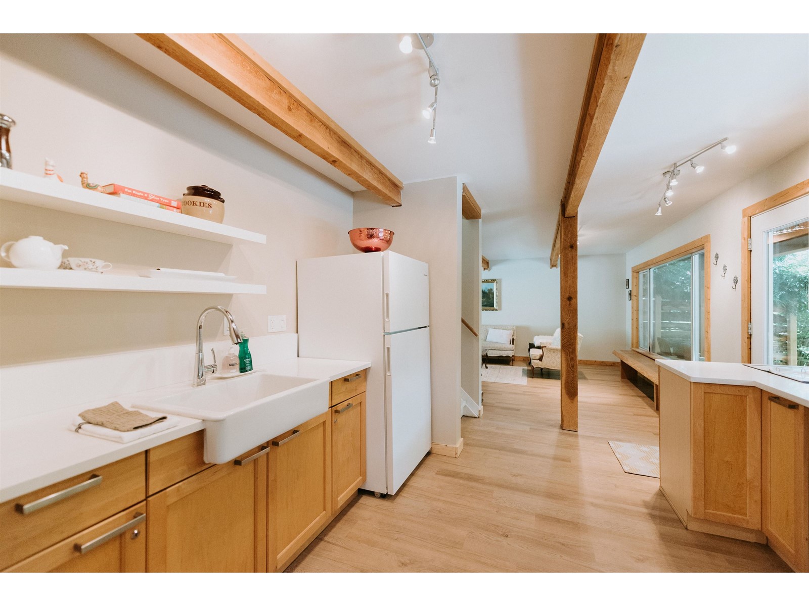 6708 Sunshine Coast Highway, Sechelt, British Columbia  V7Z 0N1 - Photo 6 - R2784557