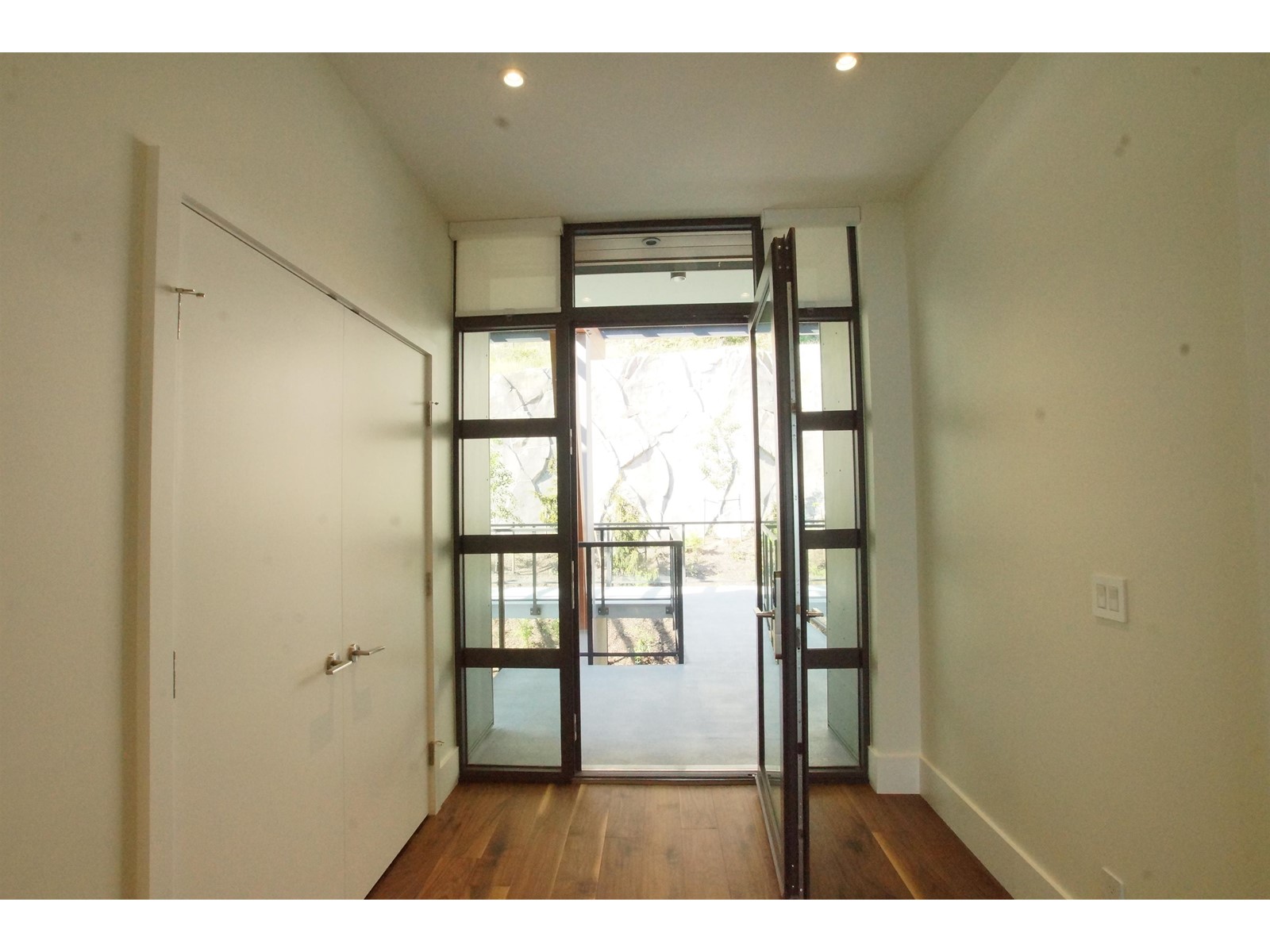 604 3101 Burfield Place, West Vancouver, British Columbia  V7S 0A9 - Photo 9 - R2779553