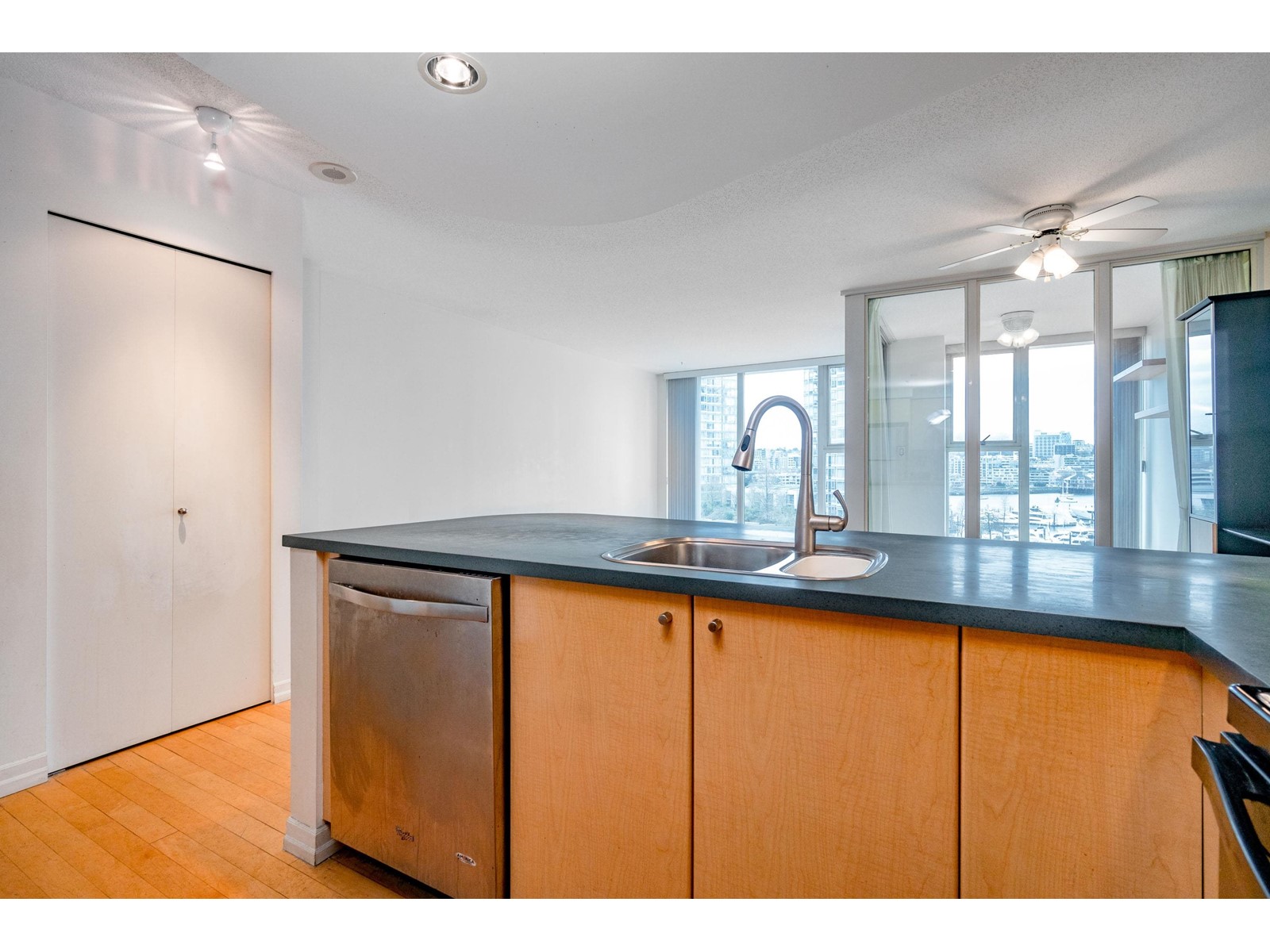 805 1009 Expo Boulevard, Vancouver, British Columbia  V6Z 2V9 - Photo 22 - R2784824