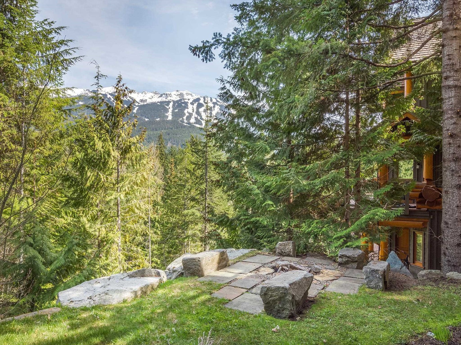 7452 Treetop Lane, Whistler, British Columbia  V8E 0E9 - Photo 31 - R2781882