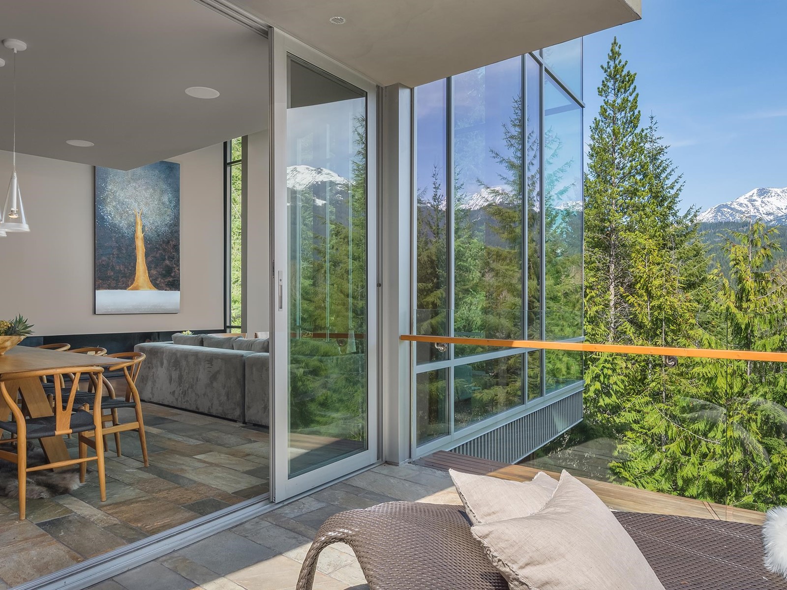 7452 Treetop Lane, Whistler, British Columbia  V8E 0E9 - Photo 11 - R2781882