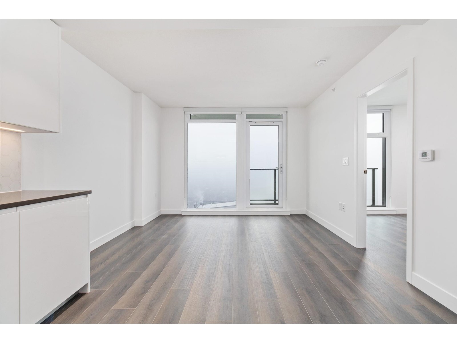 1901 8188 Fraser Street, Vancouver, British Columbia  V5X 0J8 - Photo 5 - R2785017