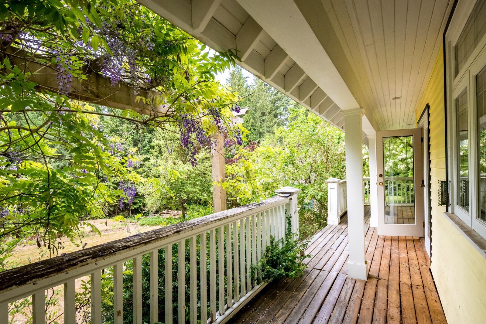 1397 Tanager Place, Roberts Creek, British Columbia  V0N 2W1 - Photo 10 - R2784170