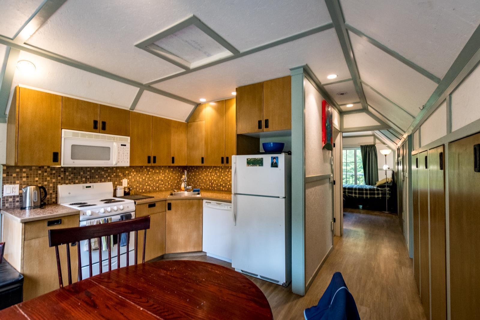1397 Tanager Place, Roberts Creek, British Columbia  V0N 2W1 - Photo 38 - R2784170