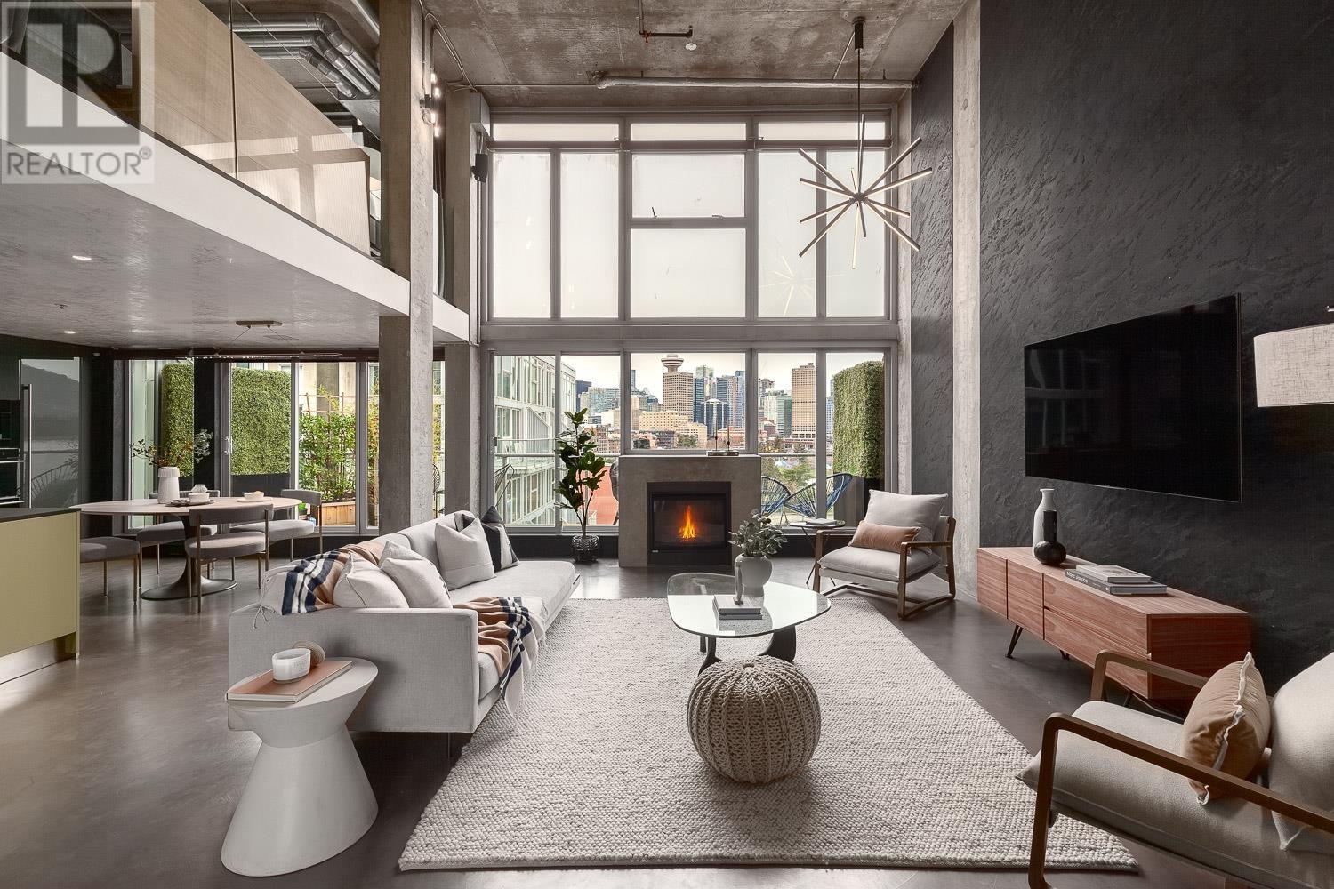 826 289 Alexander Street, Vancouver, British Columbia  V6A 4H6 - Photo 1 - R2785442