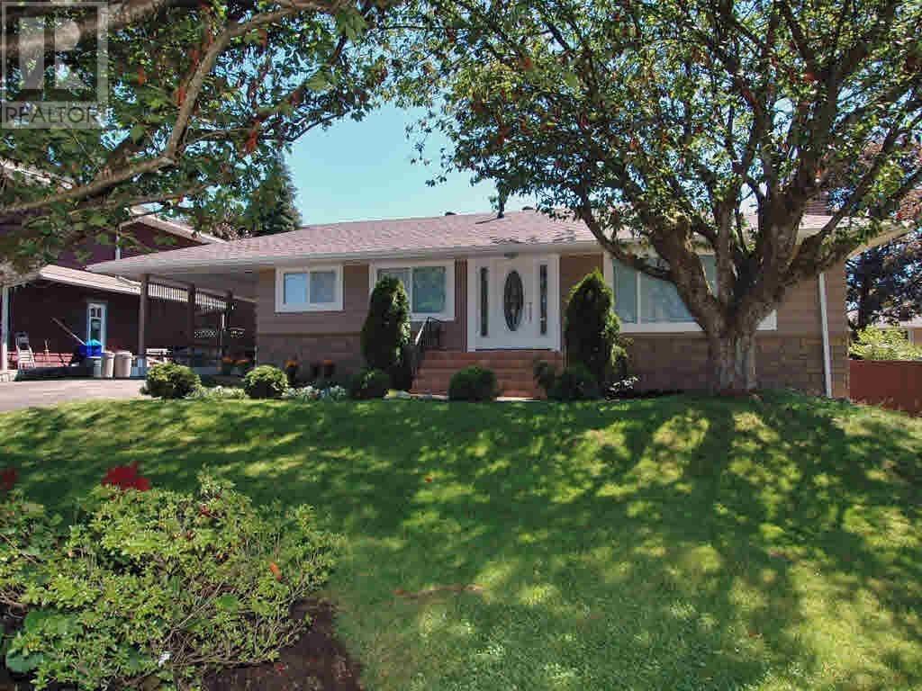 1340 Willow Way, Coquitlam, British Columbia  V3J 5M3 - Photo 1 - R2785426