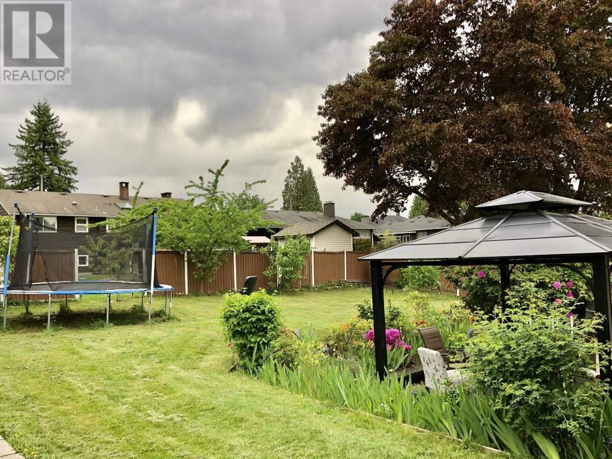 1340 Willow Way, Coquitlam, British Columbia  V3J 5M3 - Photo 11 - R2785426