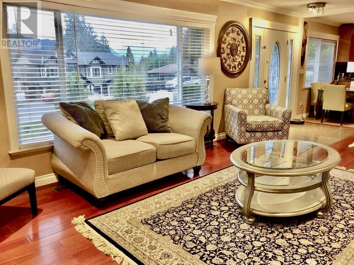 1340 Willow Way, Coquitlam, British Columbia  V3J 5M3 - Photo 2 - R2785426