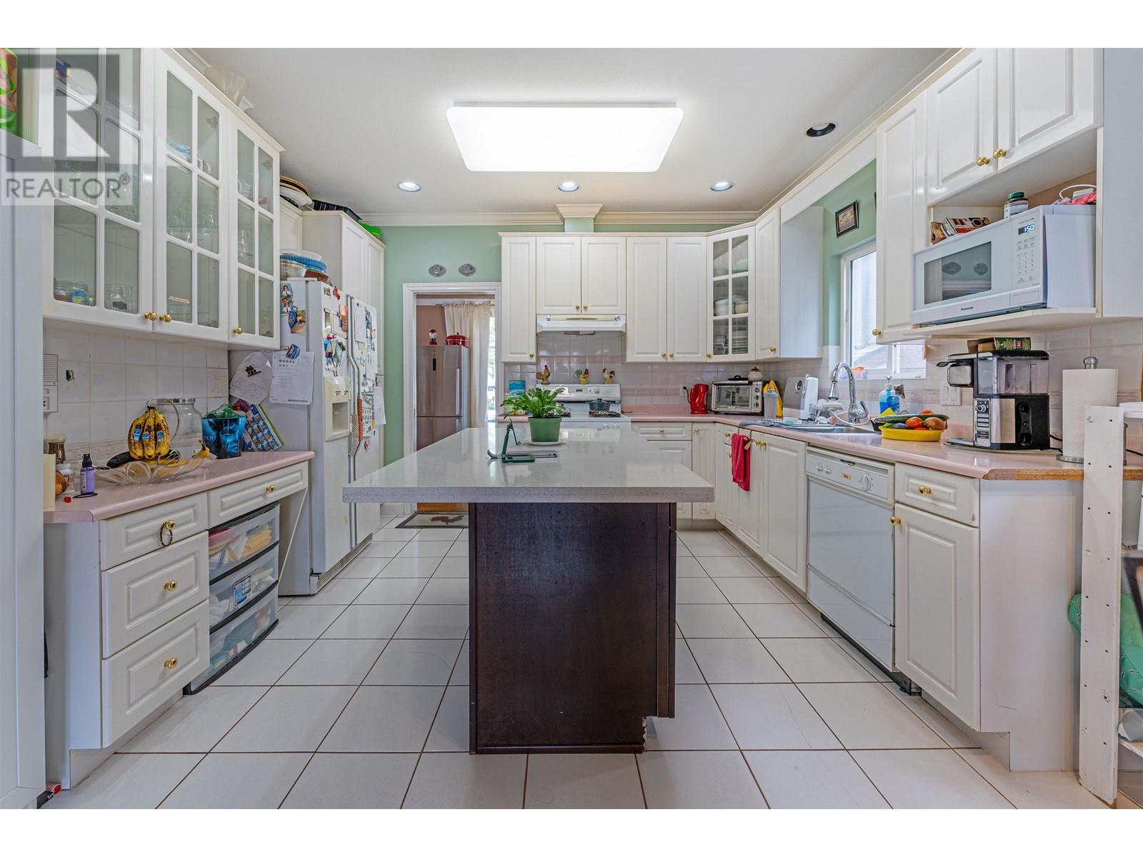 4150 Atlin Street, Vancouver, British Columbia  V5R 2B9 - Photo 5 - R2784003