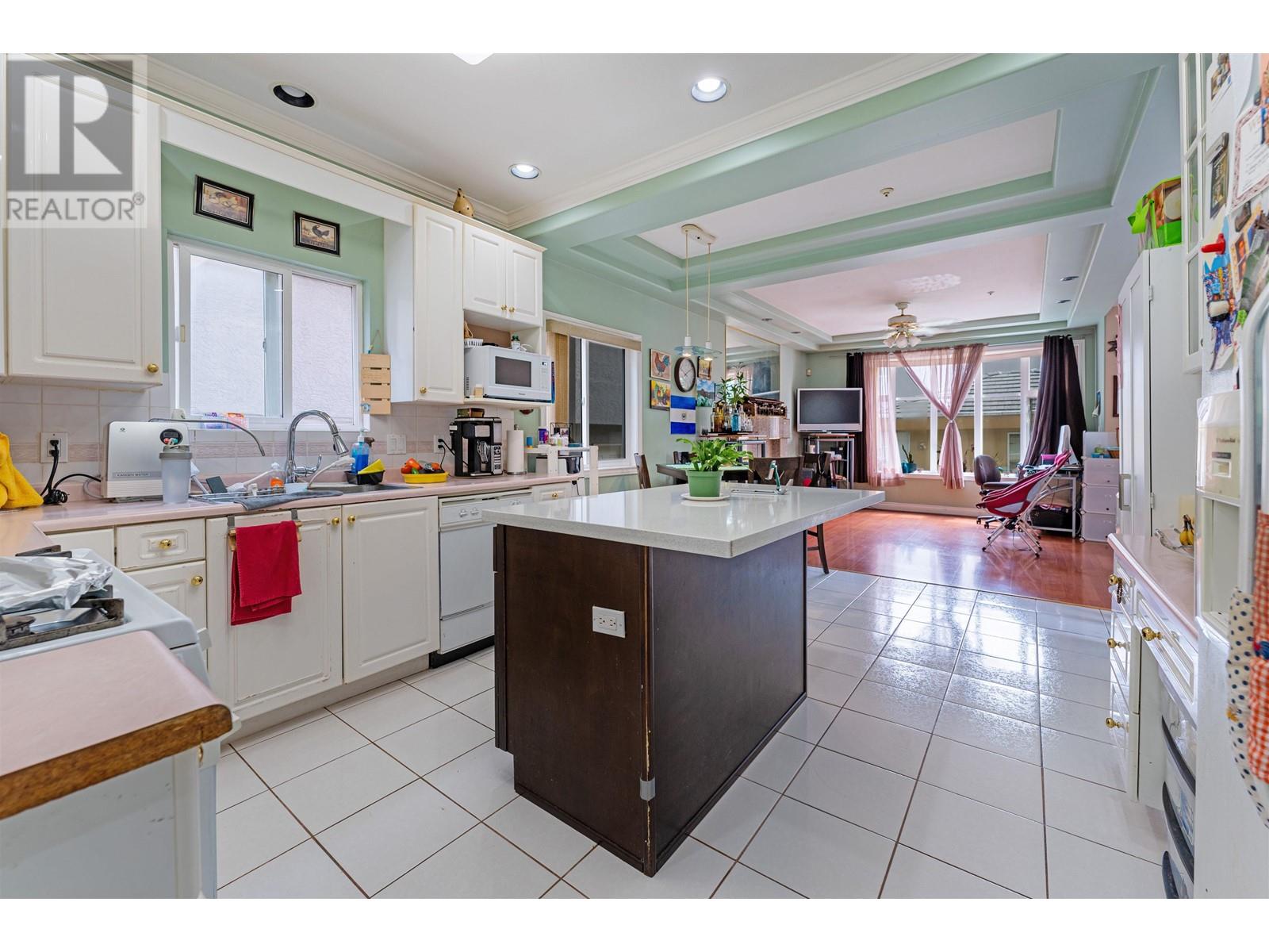 4150 Atlin Street, Vancouver, British Columbia  V5R 2B9 - Photo 4 - R2784003