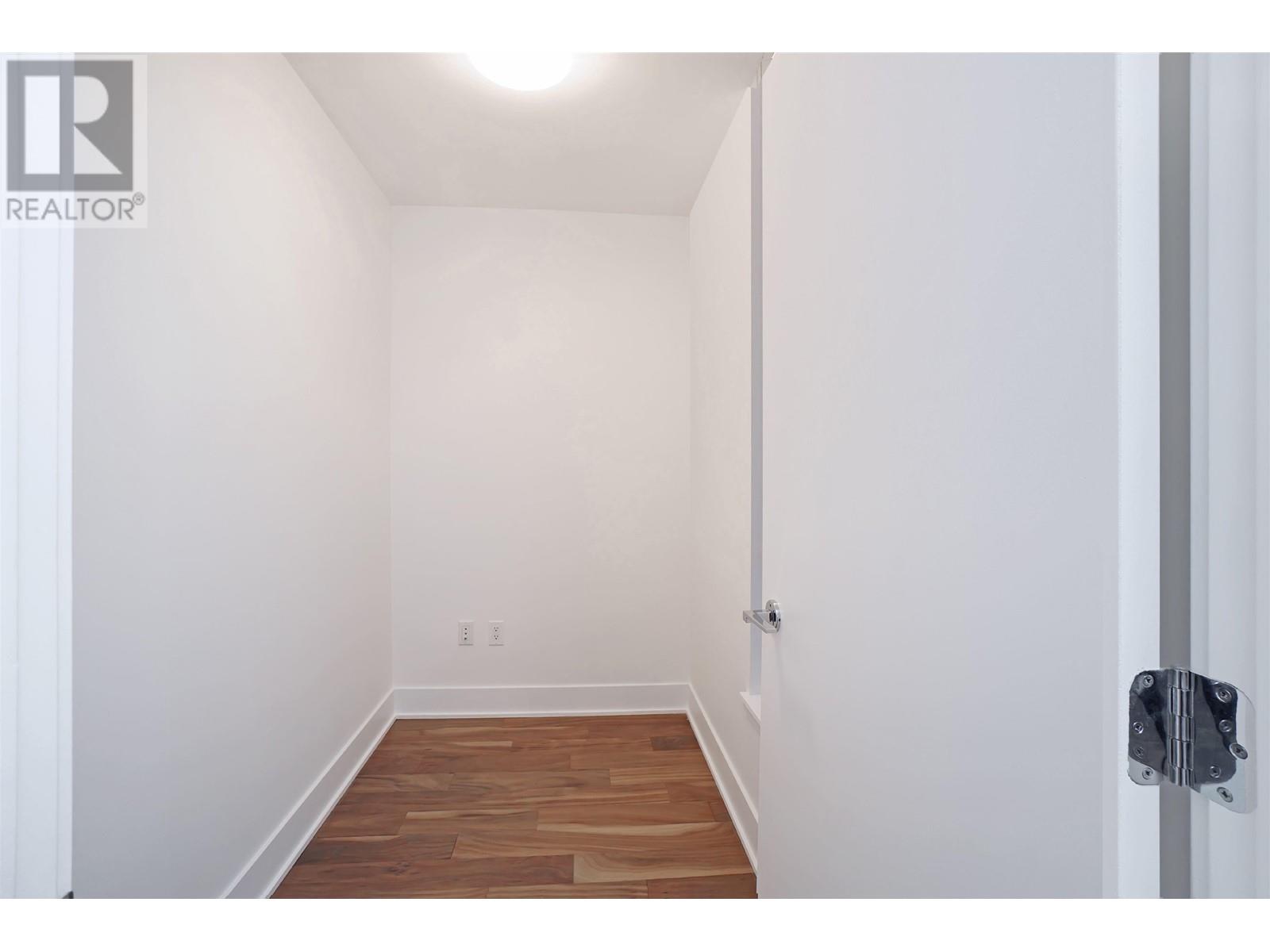 2405 450 Westview Street, Coquitlam, British Columbia  V3K 6C3 - Photo 10 - R2785466