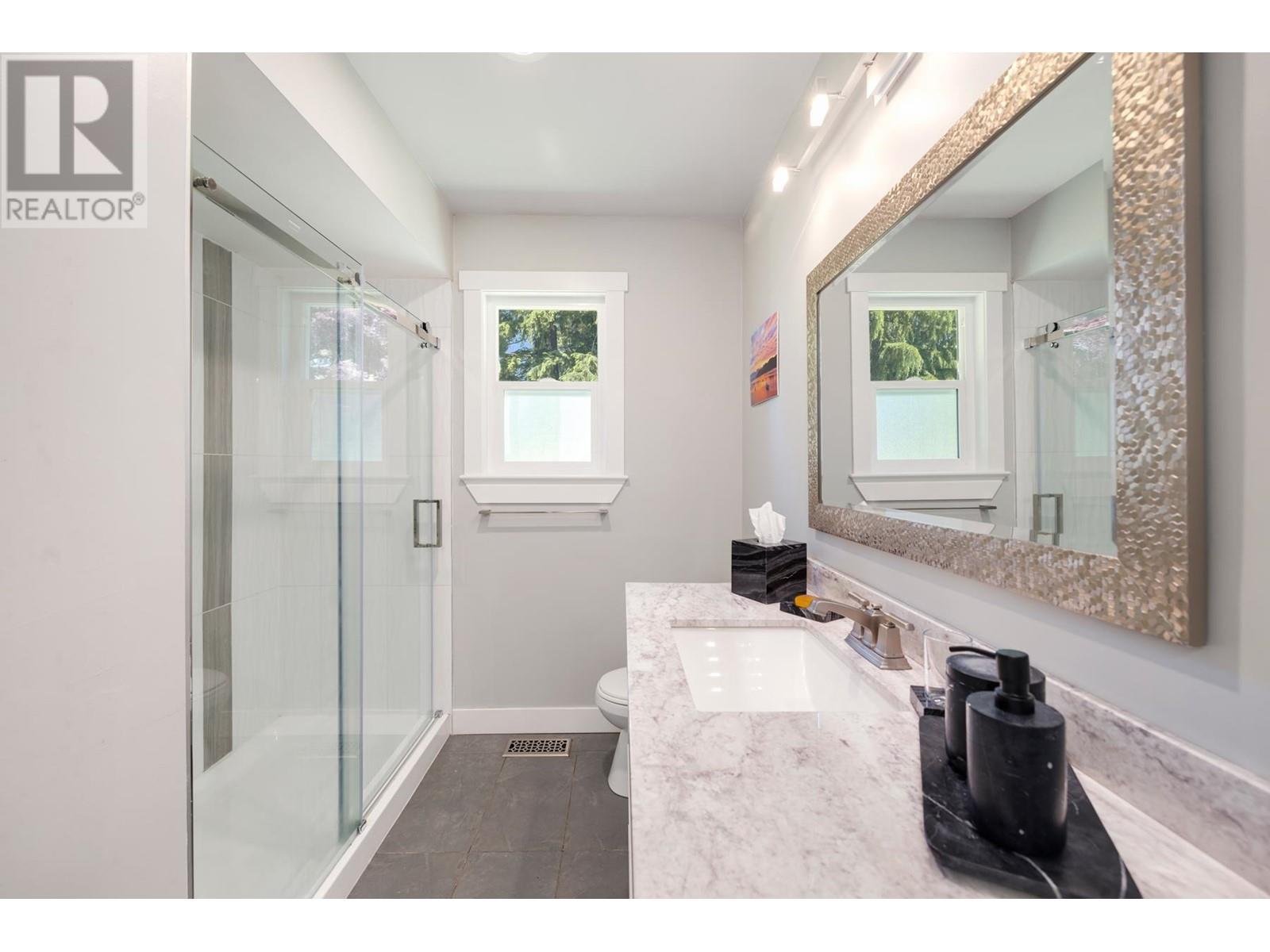 575 Fairway Drive, North Vancouver, British Columbia  V7G 1Z5 - Photo 29 - R2785717