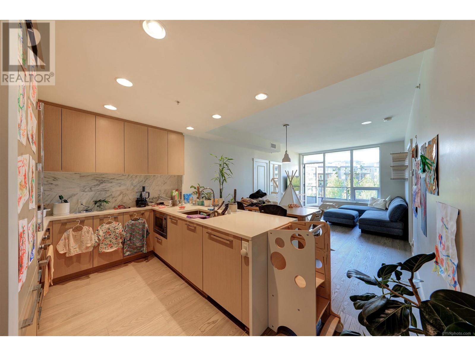 603 3533 Ross Drive, Vancouver, British Columbia  V6S 0L3 - Photo 3 - R2785730