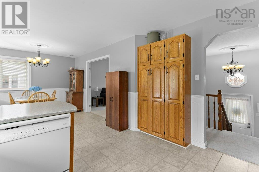 31 Yerevan Drive, Lower Sackville, Nova Scotia  B4C 4A9 - Photo 7 - 202310014