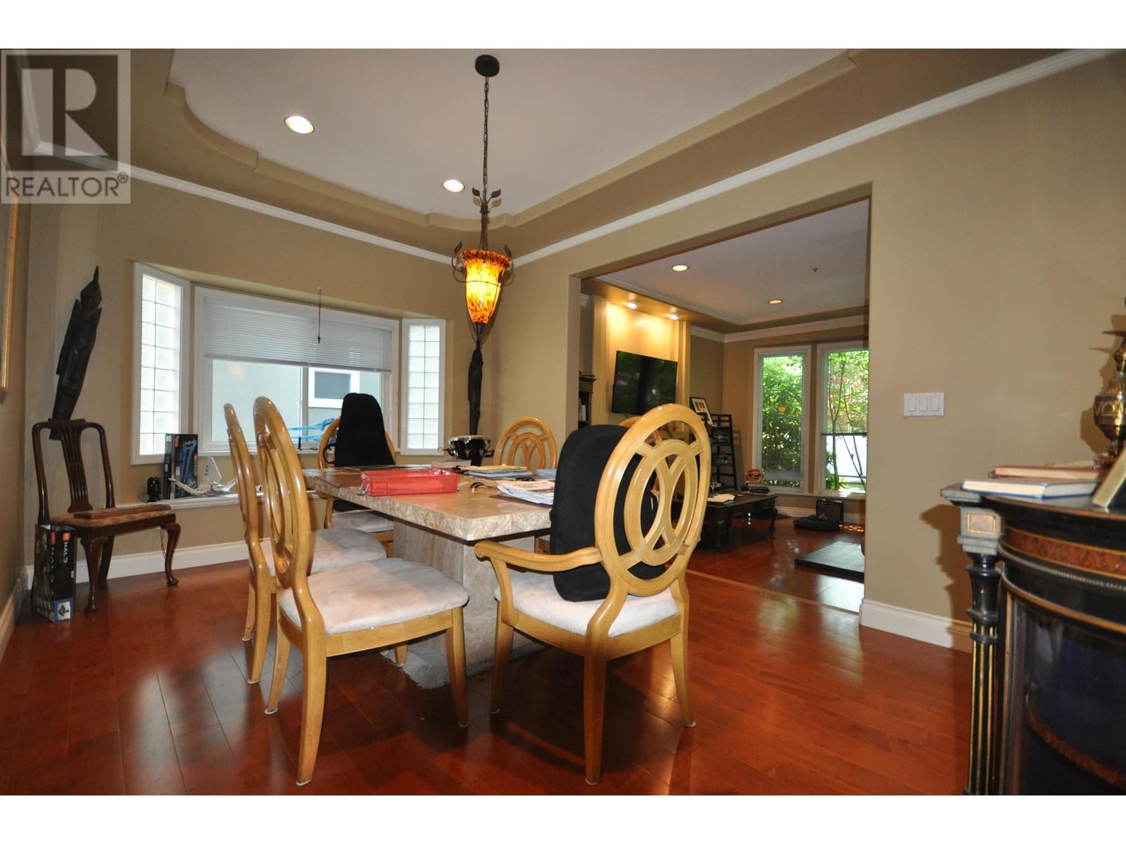 2415 W 13th Avenue, Vancouver, British Columbia  V6K 2S7 - Photo 4 - R2781495