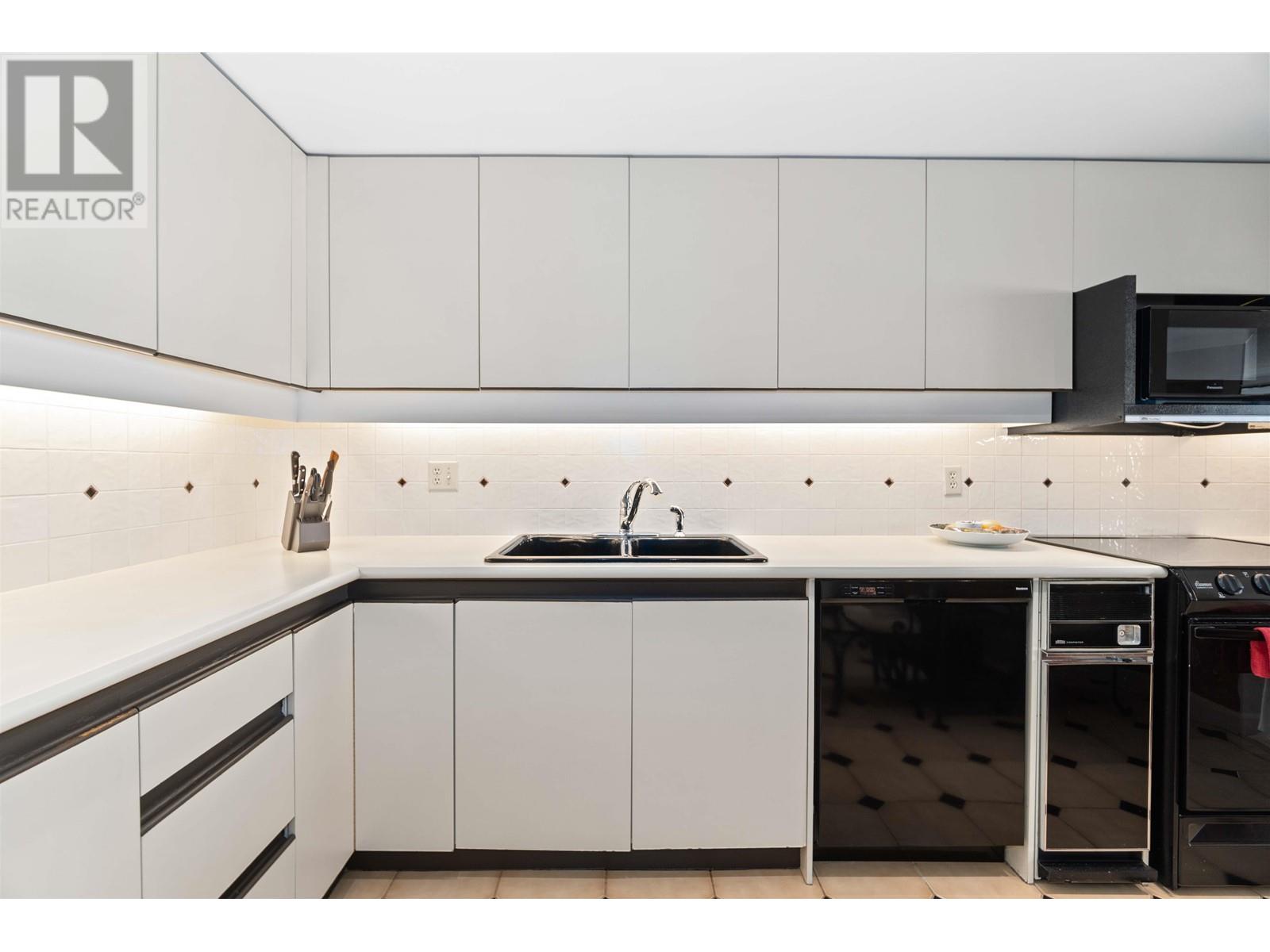 803 1470 Pennyfarthing Drive, Vancouver, British Columbia  V6J 4Y2 - Photo 10 - R2786519