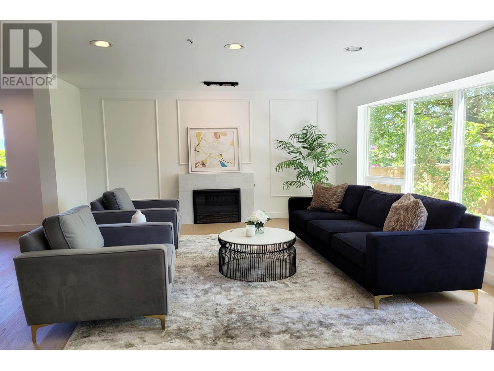 2903 W 28th Avenue, Vancouver, British Columbia  V6L 1X3 - Photo 3 - R2781342
