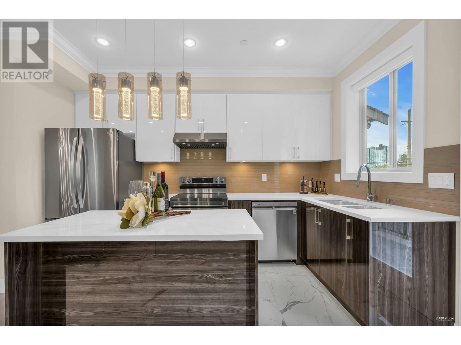 3596 Monmouth Avenue, Vancouver, British Columbia  V5R 5S2 - Photo 24 - R2784446