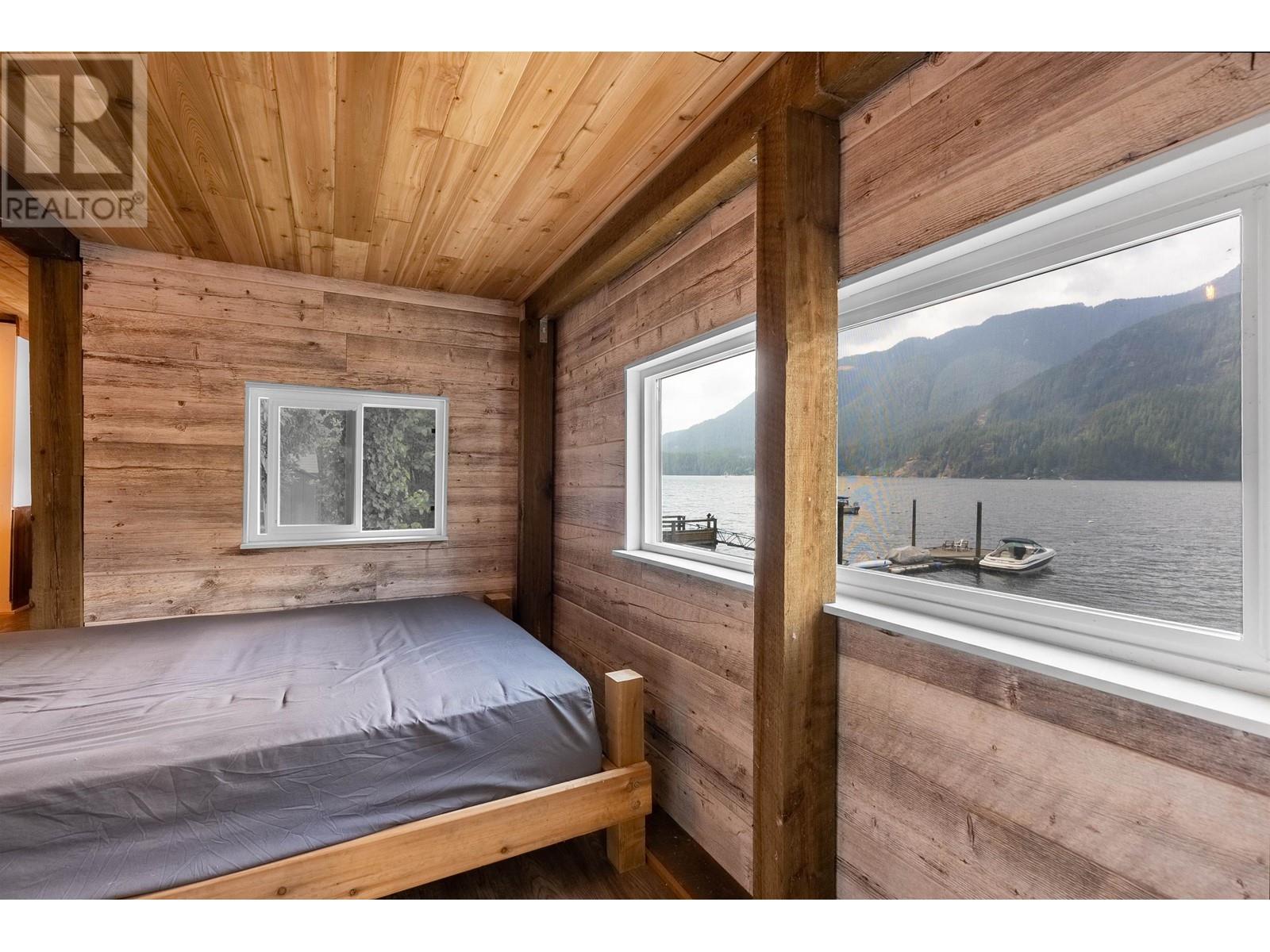 14 Buntzen Bay, North Vancouver, British Columbia  V0V 0V0 - Photo 12 - R2786727