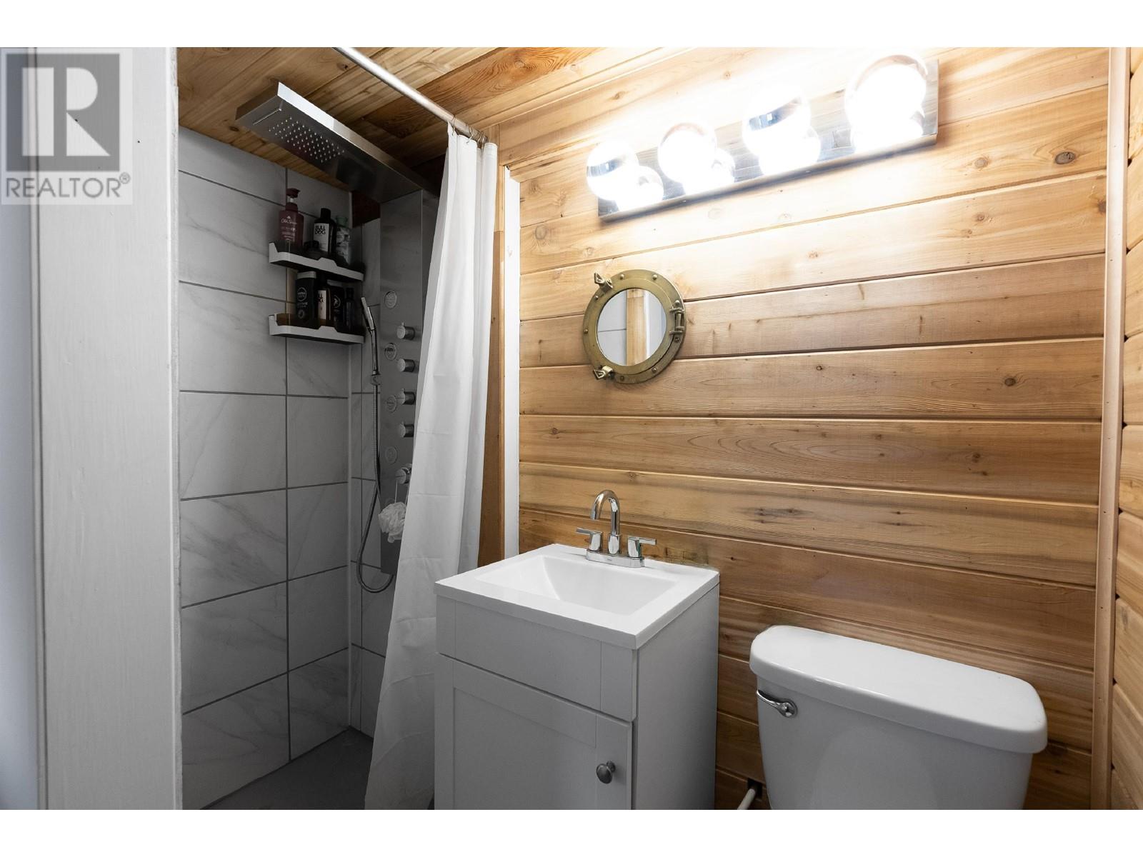 14 Buntzen Bay, North Vancouver, British Columbia  V0V 0V0 - Photo 15 - R2786727