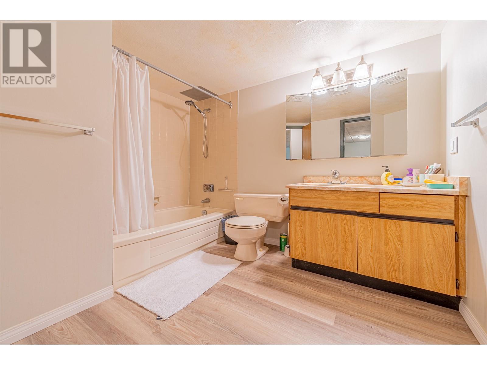 108 5791 Granville Avenue, Richmond, British Columbia  V7C 1E8 - Photo 11 - R2785060