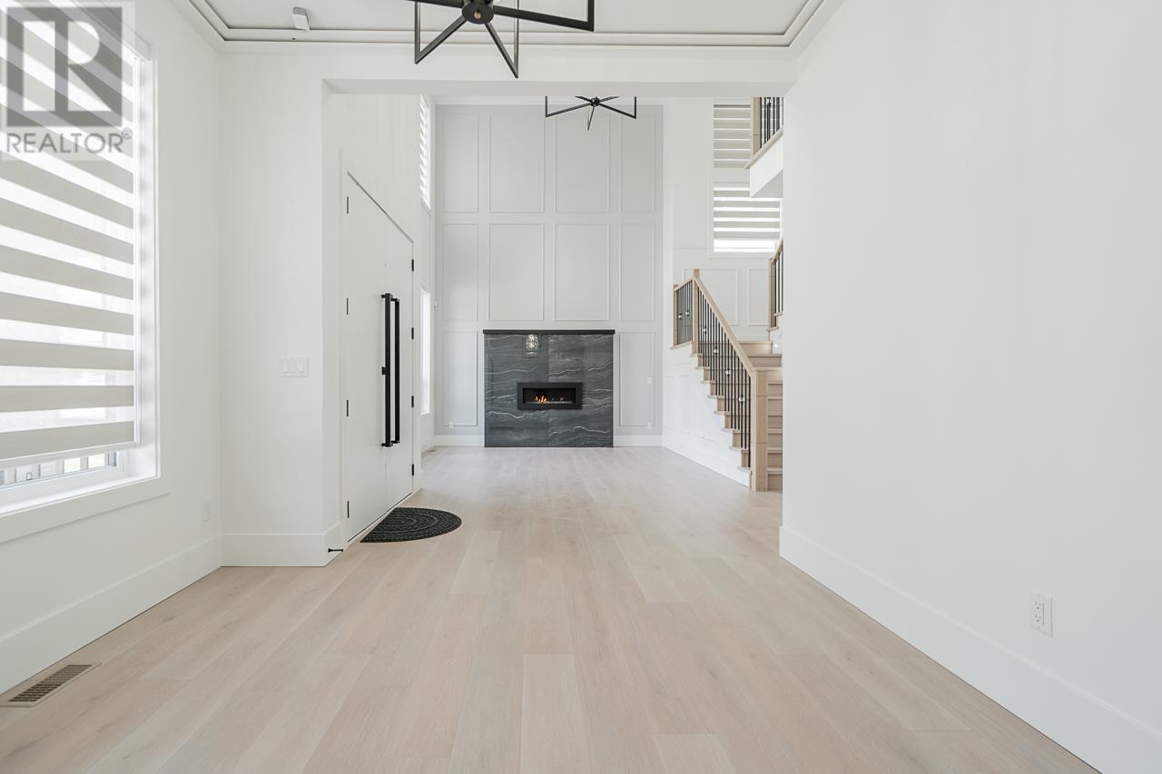 23692 131a Avenue, Maple Ridge, British Columbia  V4R 0J1 - Photo 4 - R2785983