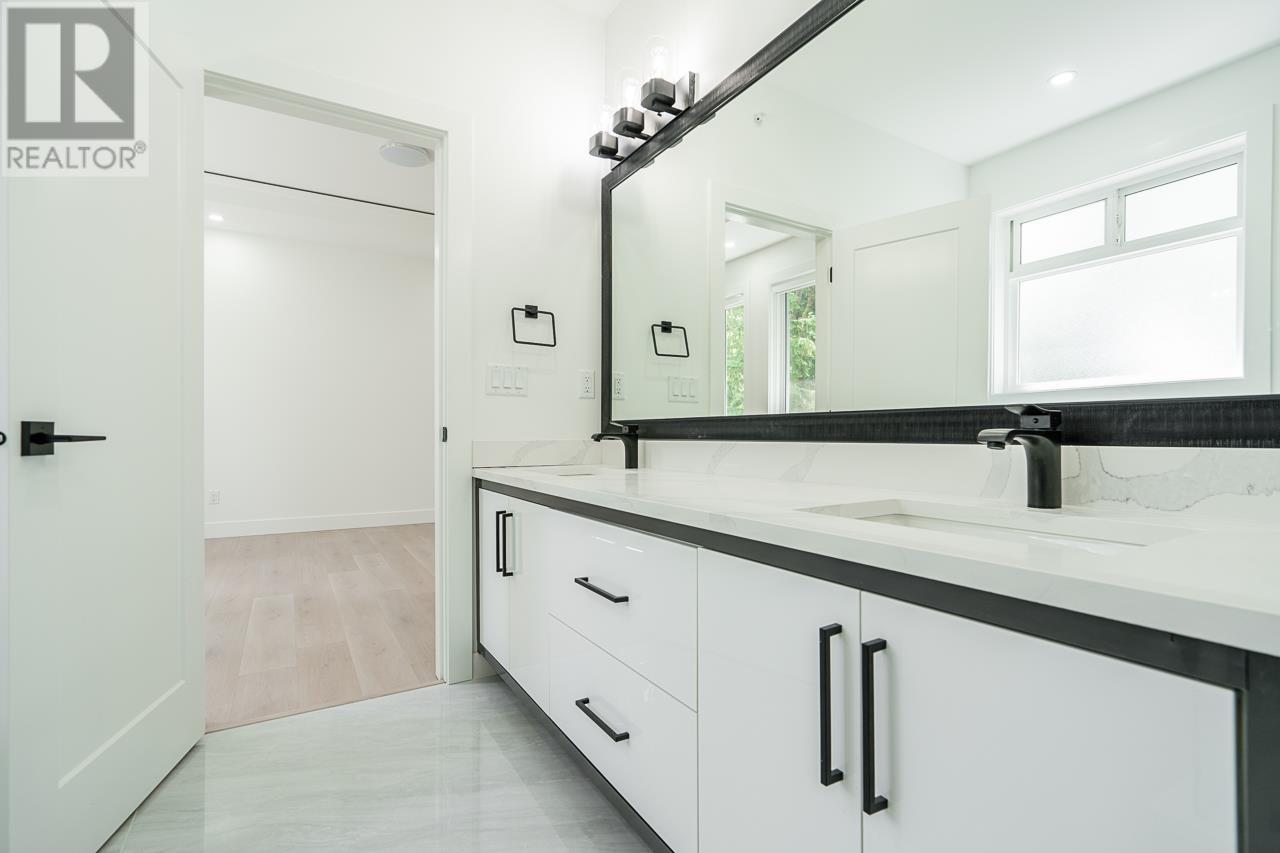 23692 131a Avenue, Maple Ridge, British Columbia  V4R 0J1 - Photo 25 - R2785983