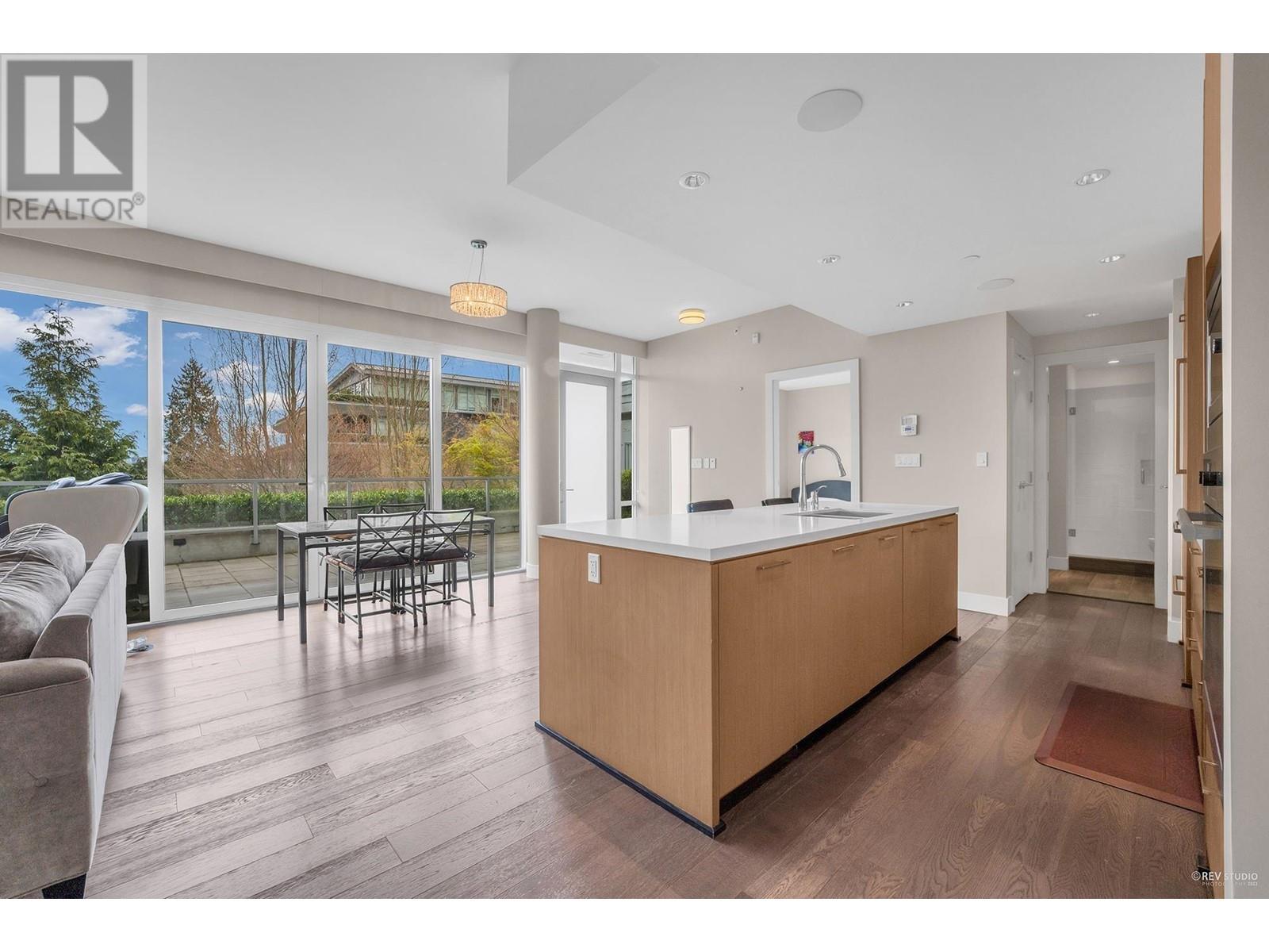 102 908 Keith Road, West Vancouver, British Columbia  V7T 1M3 - Photo 6 - R2786801