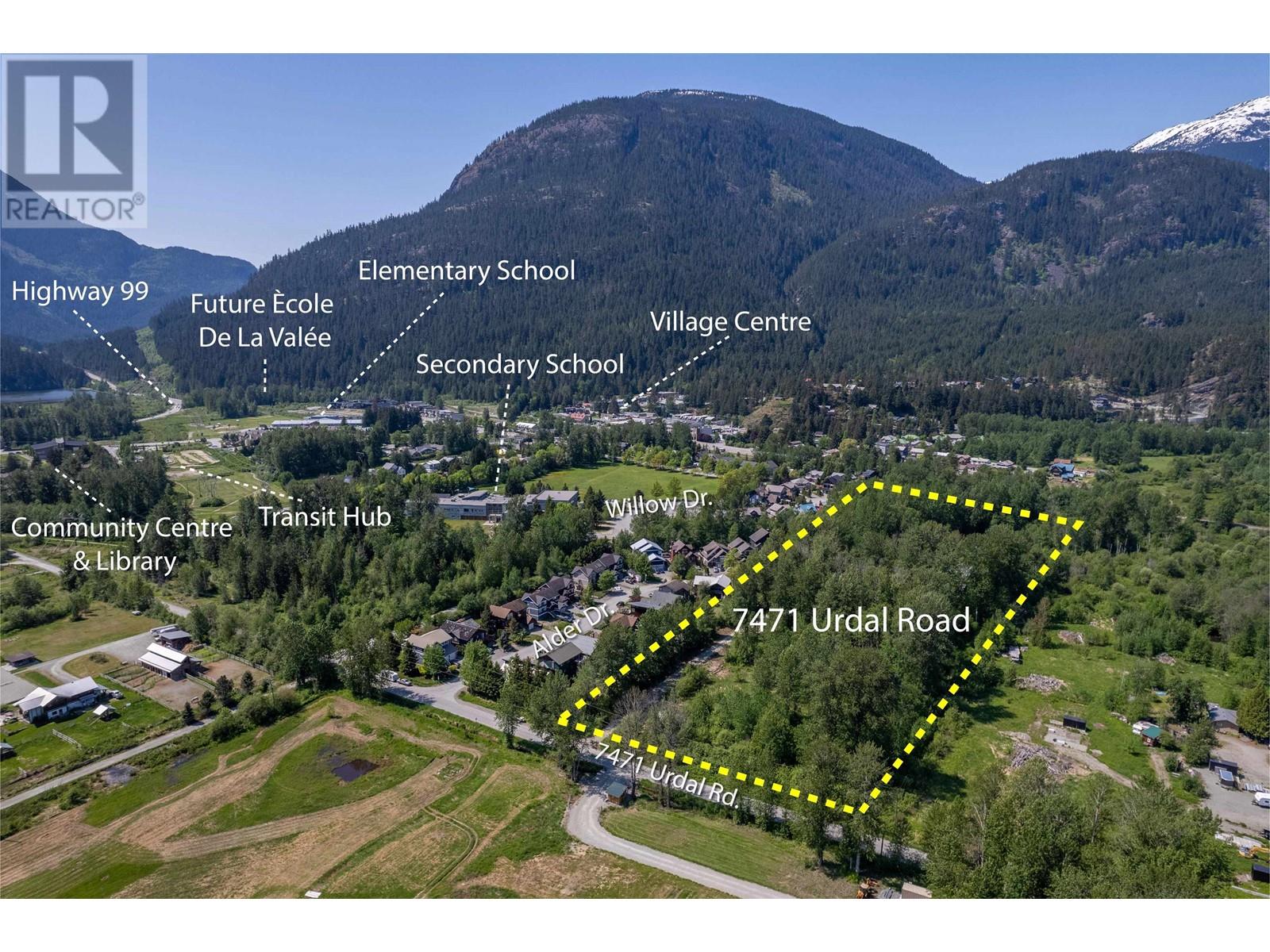 7471 Urdal Road, Pemberton, British Columbia  V0N 2L1 - Photo 2 - R2786898