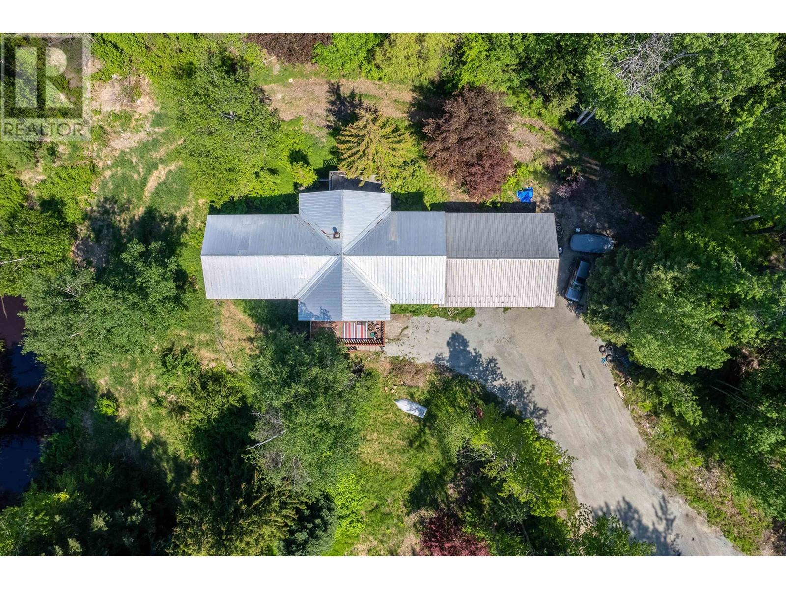 7471 Urdal Road, Pemberton, British Columbia  V0N 2L1 - Photo 10 - R2786898