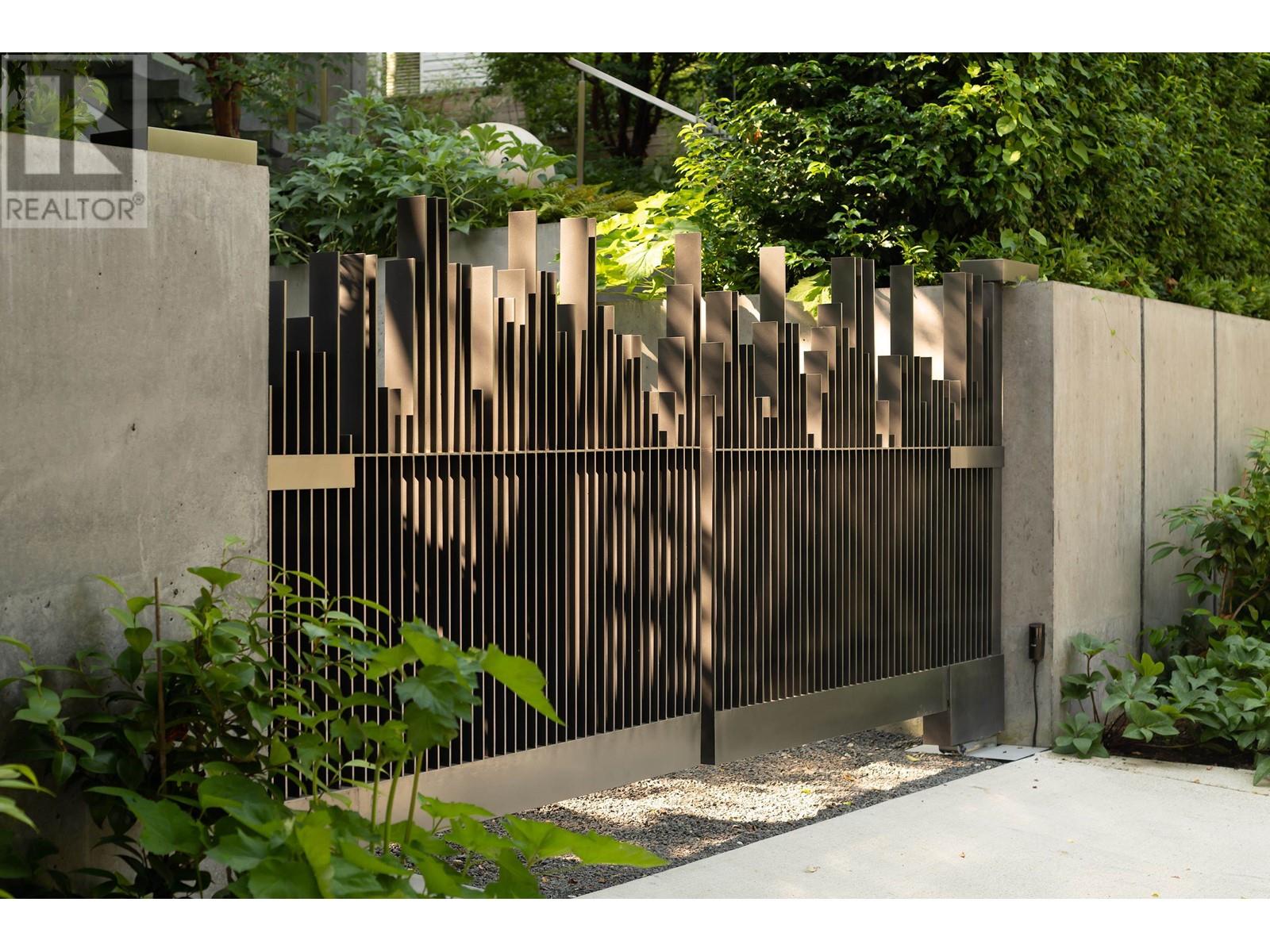 5038 Arbutus Street, Vancouver, British Columbia  V6M 3W2 - Photo 2 - R2786411