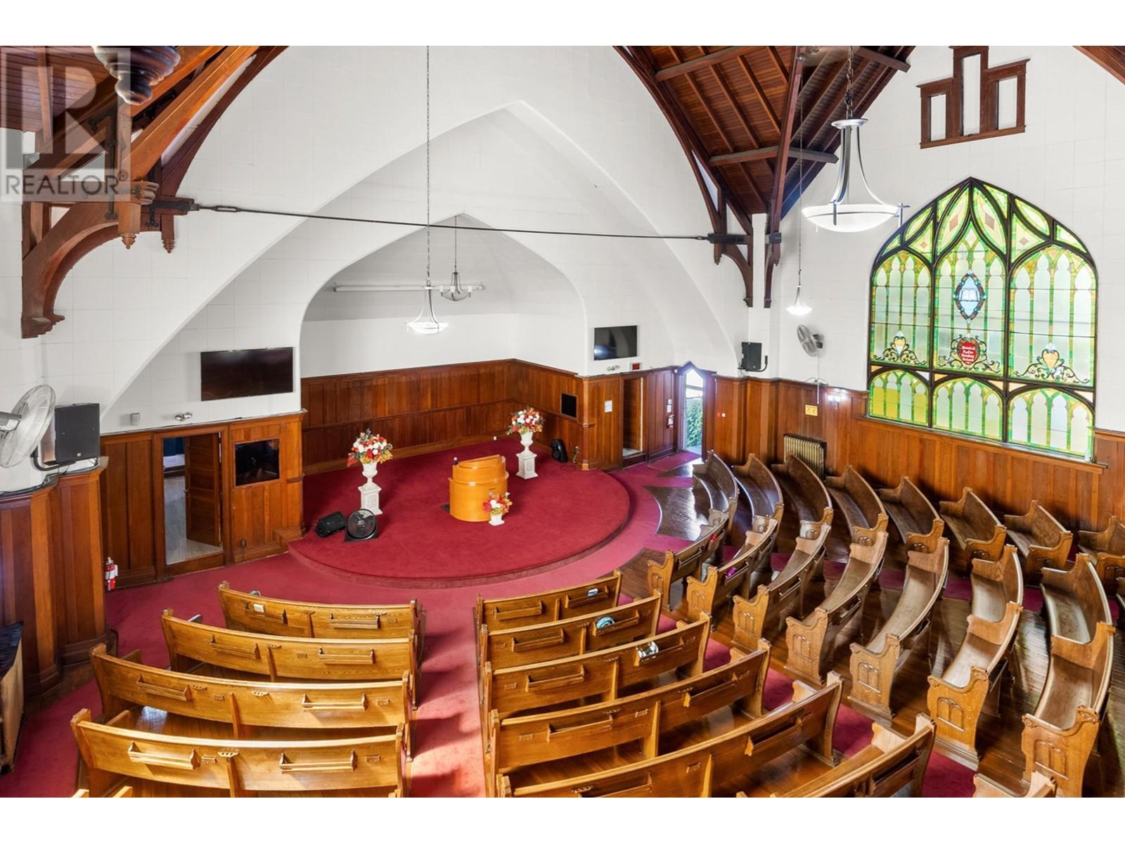 1105 Sixth Avenue, New Westminster, British Columbia  V3M 2B7 - Photo 14 - R2782618