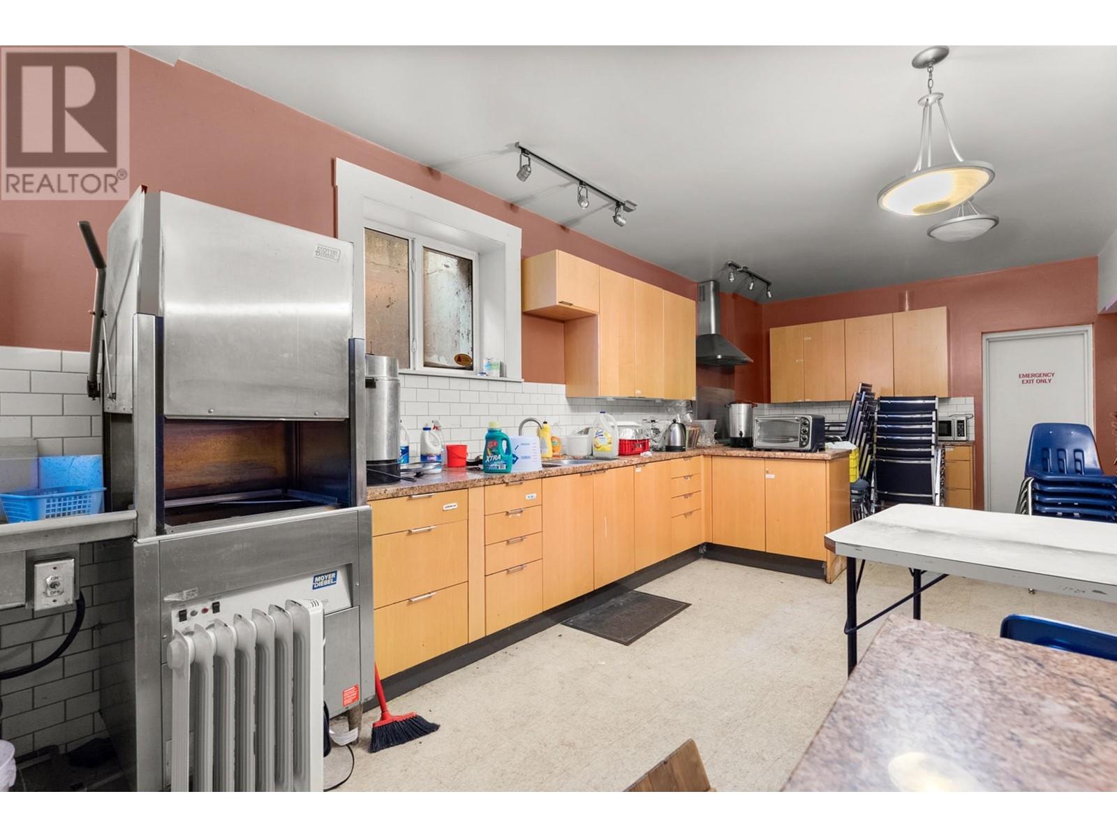 1105 Sixth Avenue, New Westminster, British Columbia  V3M 2B7 - Photo 22 - R2782618