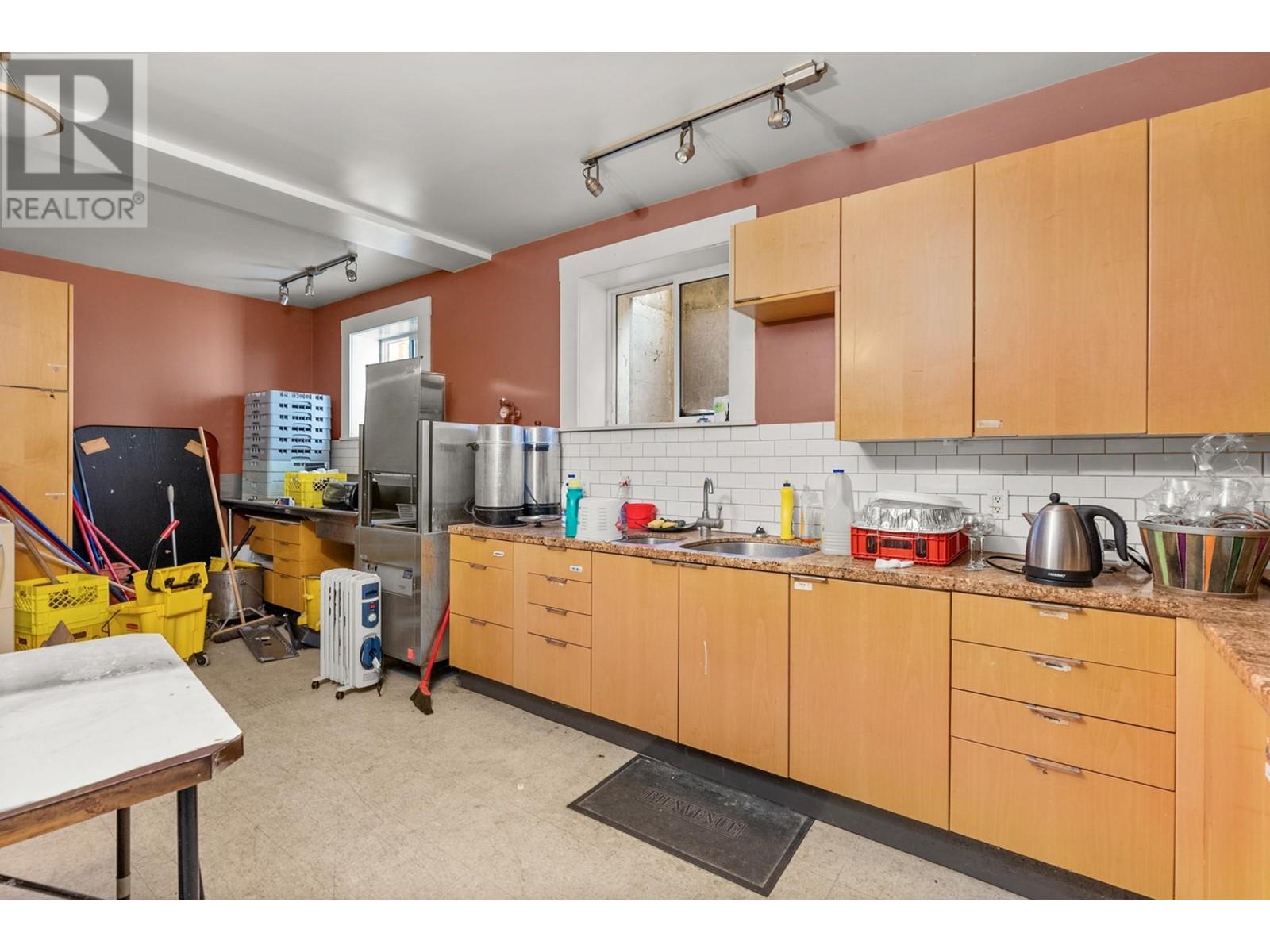 1105 Sixth Avenue, New Westminster, British Columbia  V3M 2B7 - Photo 23 - R2782618