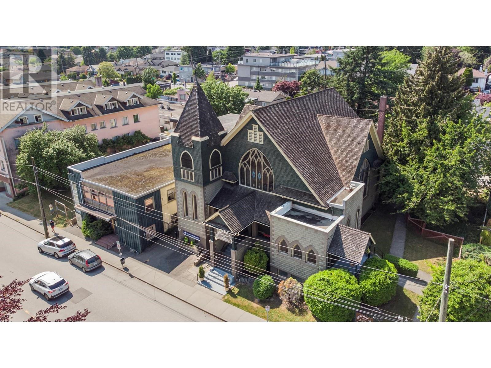 1105 Sixth Avenue, New Westminster, British Columbia  V3M 2B7 - Photo 4 - R2782618