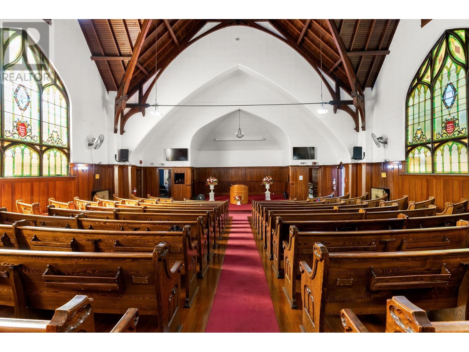 1105 Sixth Avenue, New Westminster, British Columbia  V3M 2B7 - Photo 12 - R2782618