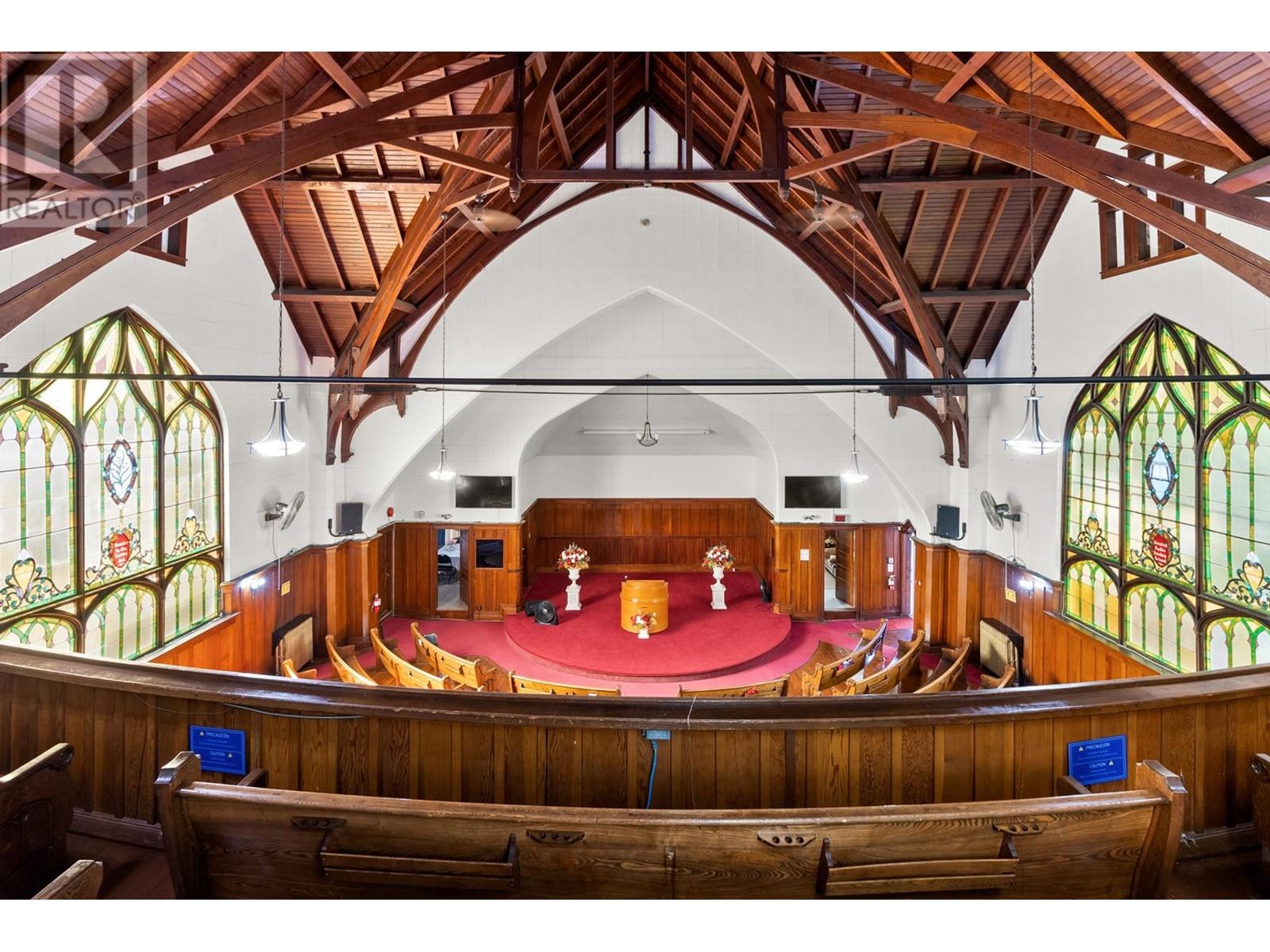 1105 Sixth Avenue, New Westminster, British Columbia  V3M 2B7 - Photo 16 - R2782618