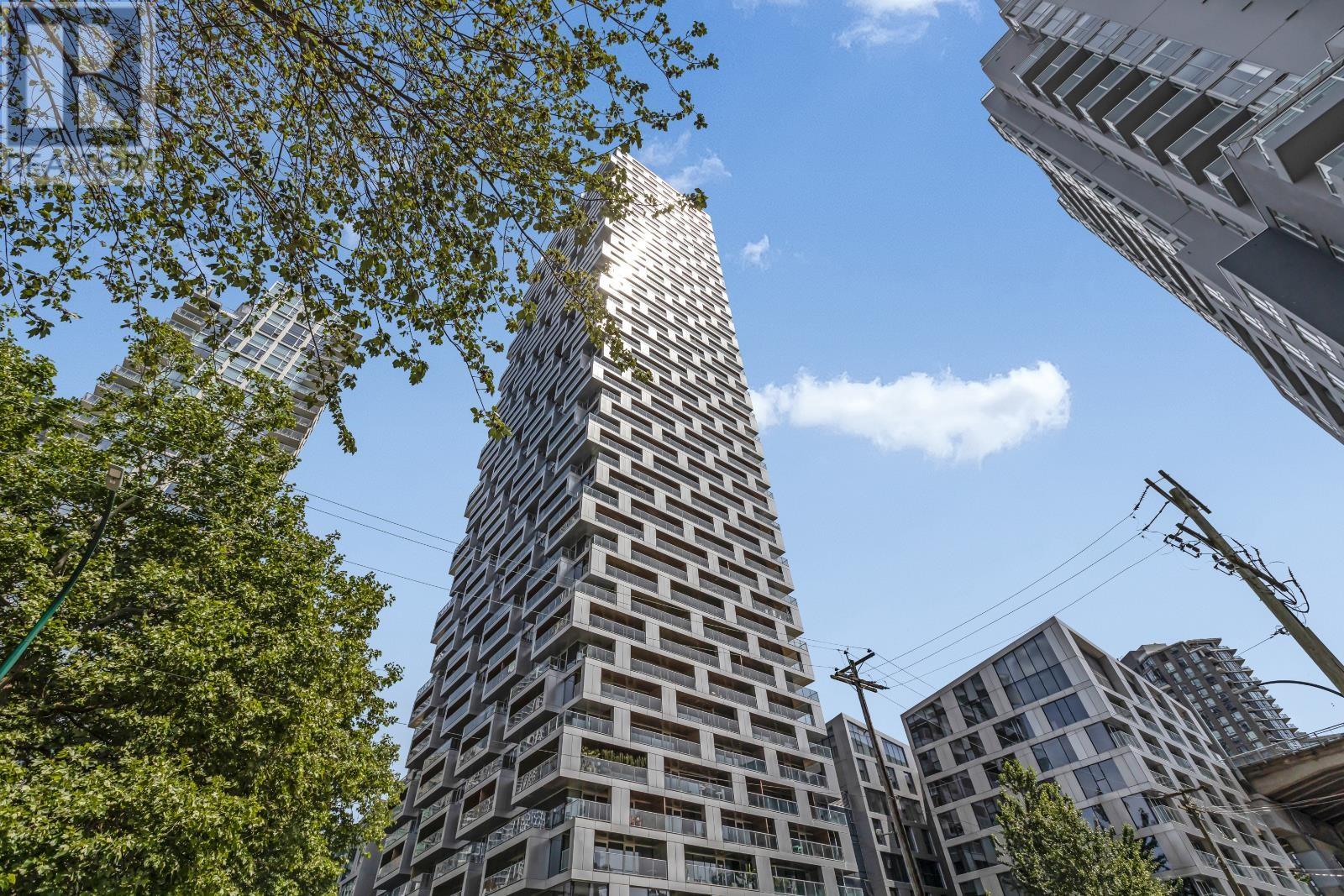 XX02 1480 HOWE STREET, vancouver, British Columbia