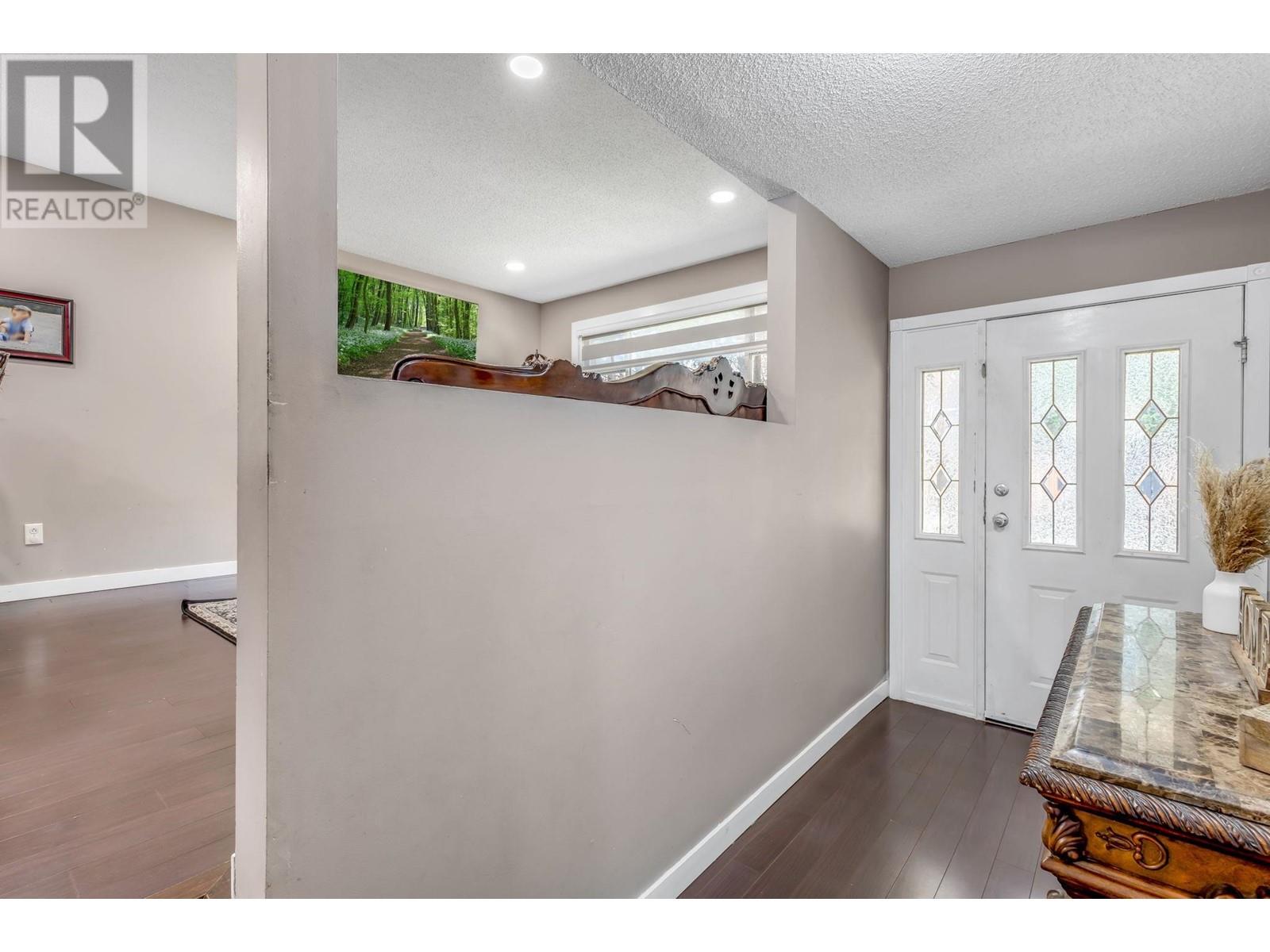 21516 Dewdney Trunk Road, Maple Ridge, British Columbia  V2X 3G4 - Photo 9 - R2785782