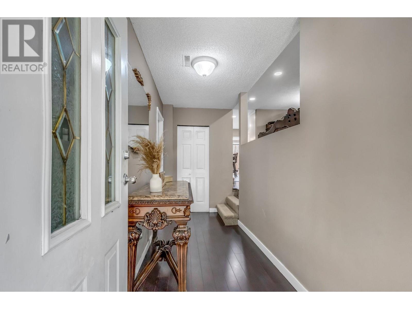 21516 Dewdney Trunk Road, Maple Ridge, British Columbia  V2X 3G4 - Photo 8 - R2785782