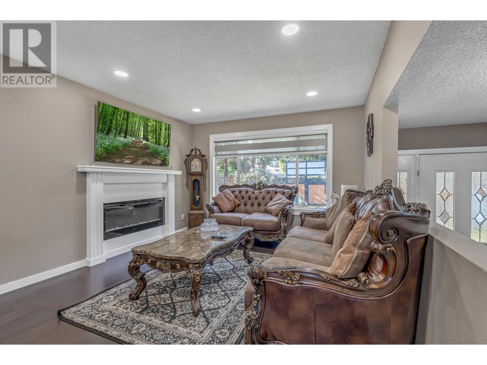 21516 Dewdney Trunk Road, Maple Ridge, British Columbia  V2X 3G4 - Photo 10 - R2785782