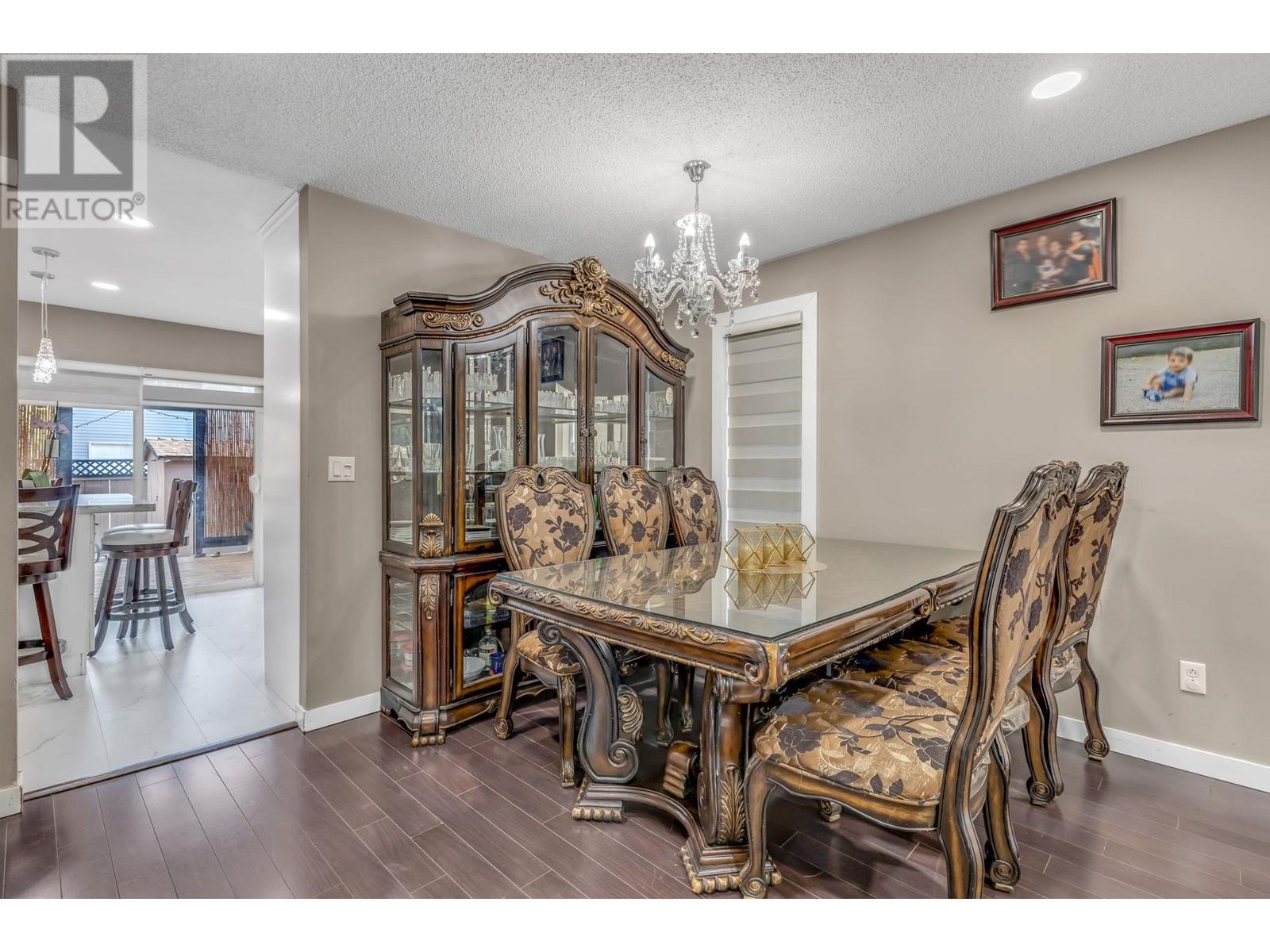 21516 Dewdney Trunk Road, Maple Ridge, British Columbia  V2X 3G4 - Photo 13 - R2785782