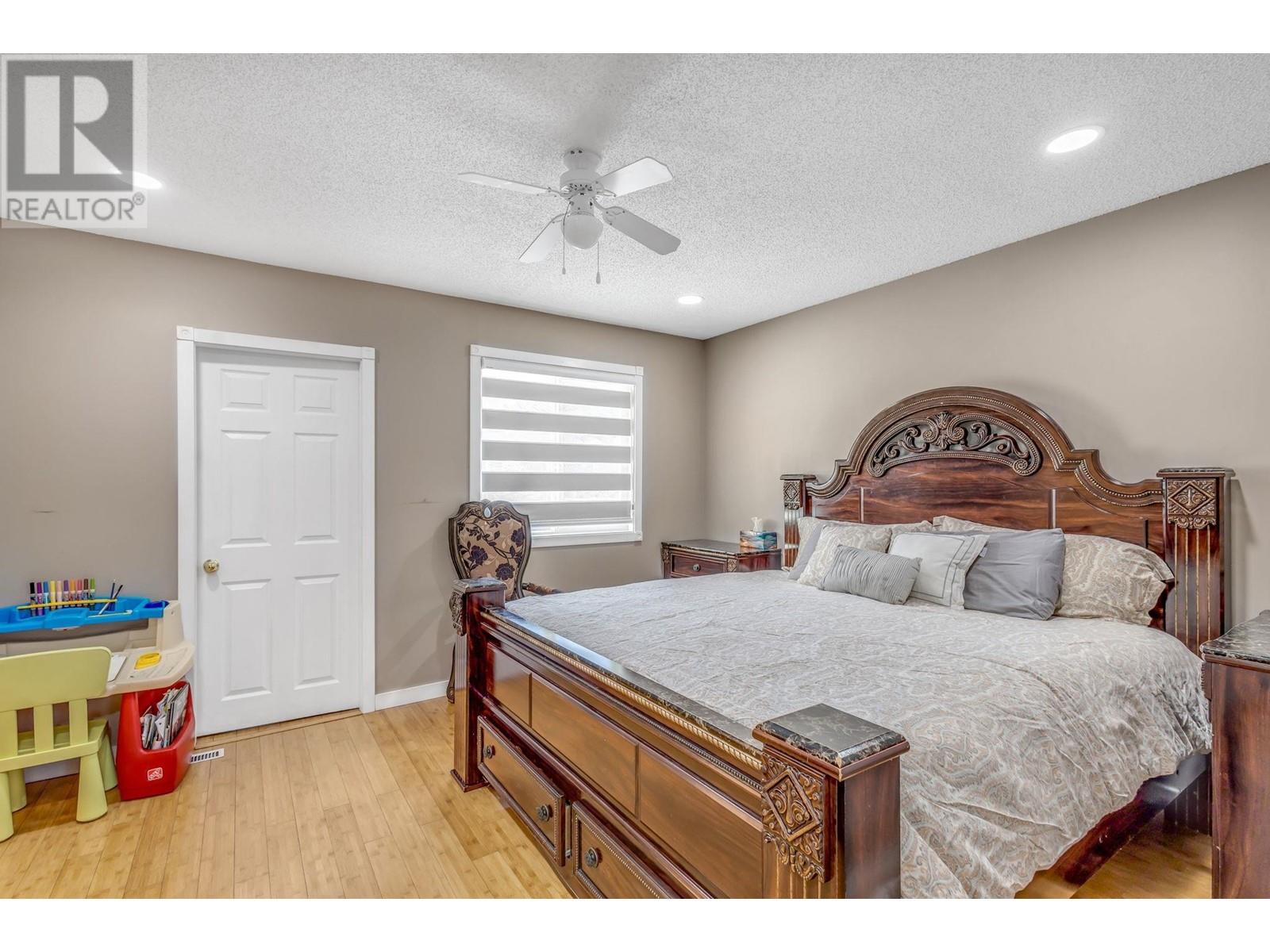 21516 Dewdney Trunk Road, Maple Ridge, British Columbia  V2X 3G4 - Photo 28 - R2785782