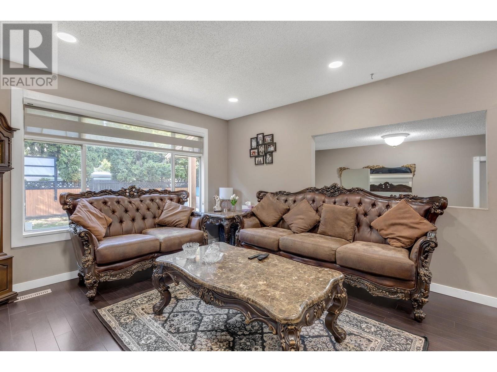 21516 Dewdney Trunk Road, Maple Ridge, British Columbia  V2X 3G4 - Photo 12 - R2785782