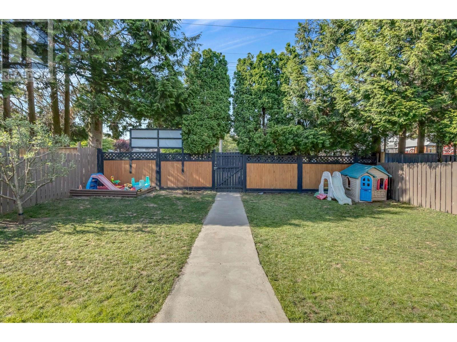 21516 Dewdney Trunk Road, Maple Ridge, British Columbia  V2X 3G4 - Photo 6 - R2785782