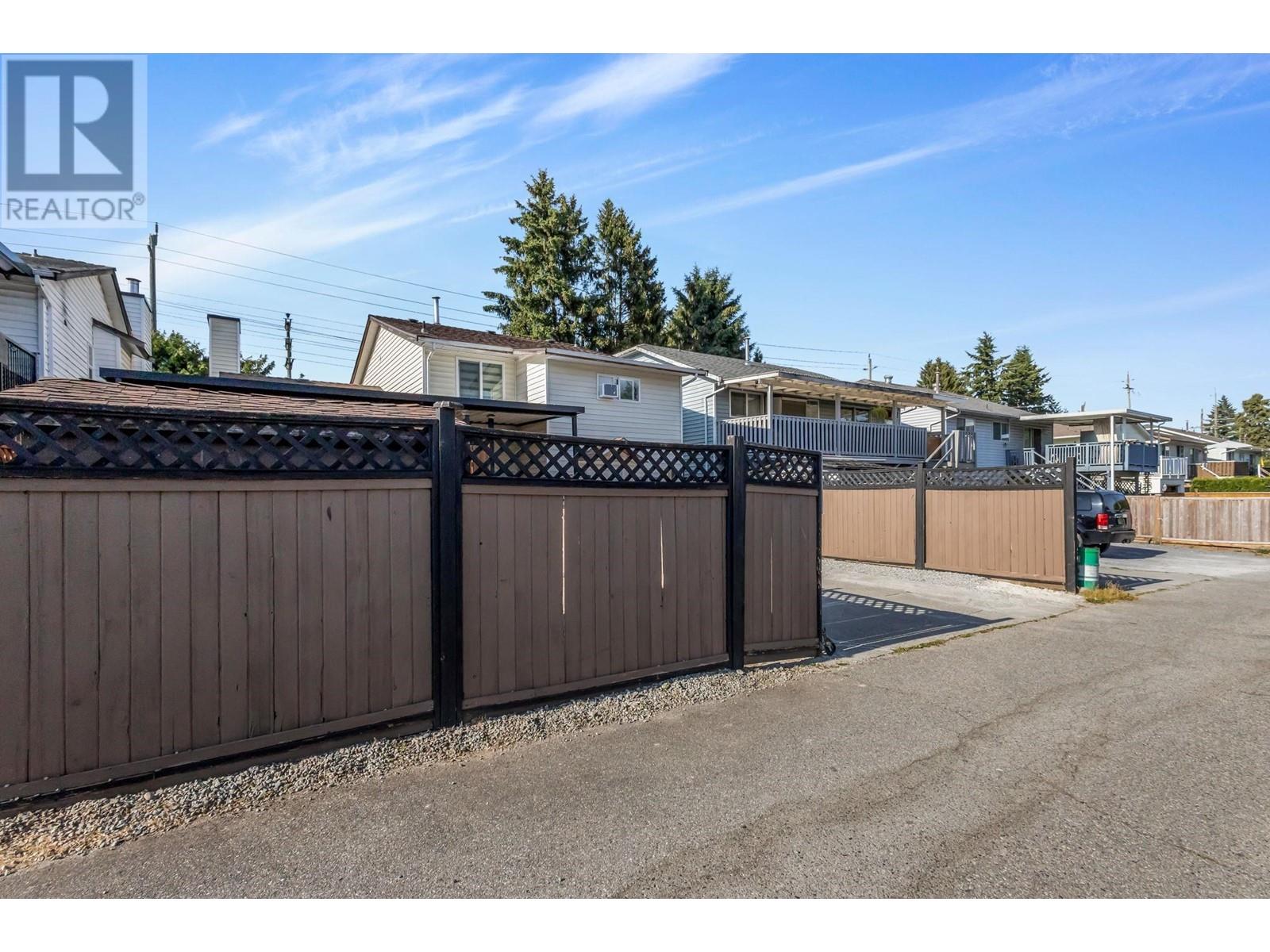 21516 Dewdney Trunk Road, Maple Ridge, British Columbia  V2X 3G4 - Photo 39 - R2785782