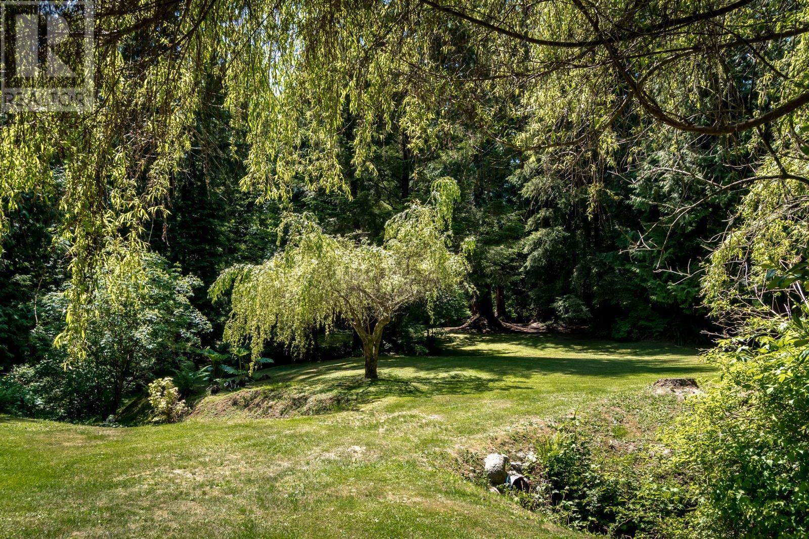 1371 Sunshine Coast Highway, Gibsons, British Columbia  V0N 1V5 - Photo 25 - R2787102