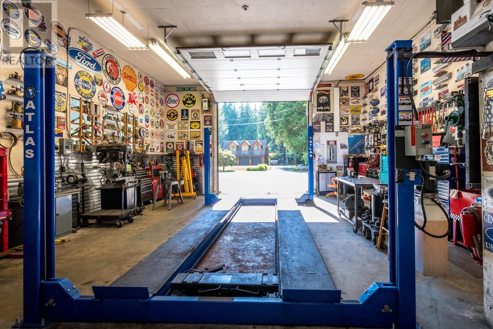 1371 Sunshine Coast Highway, Gibsons, British Columbia  V0N 1V5 - Photo 33 - R2787102